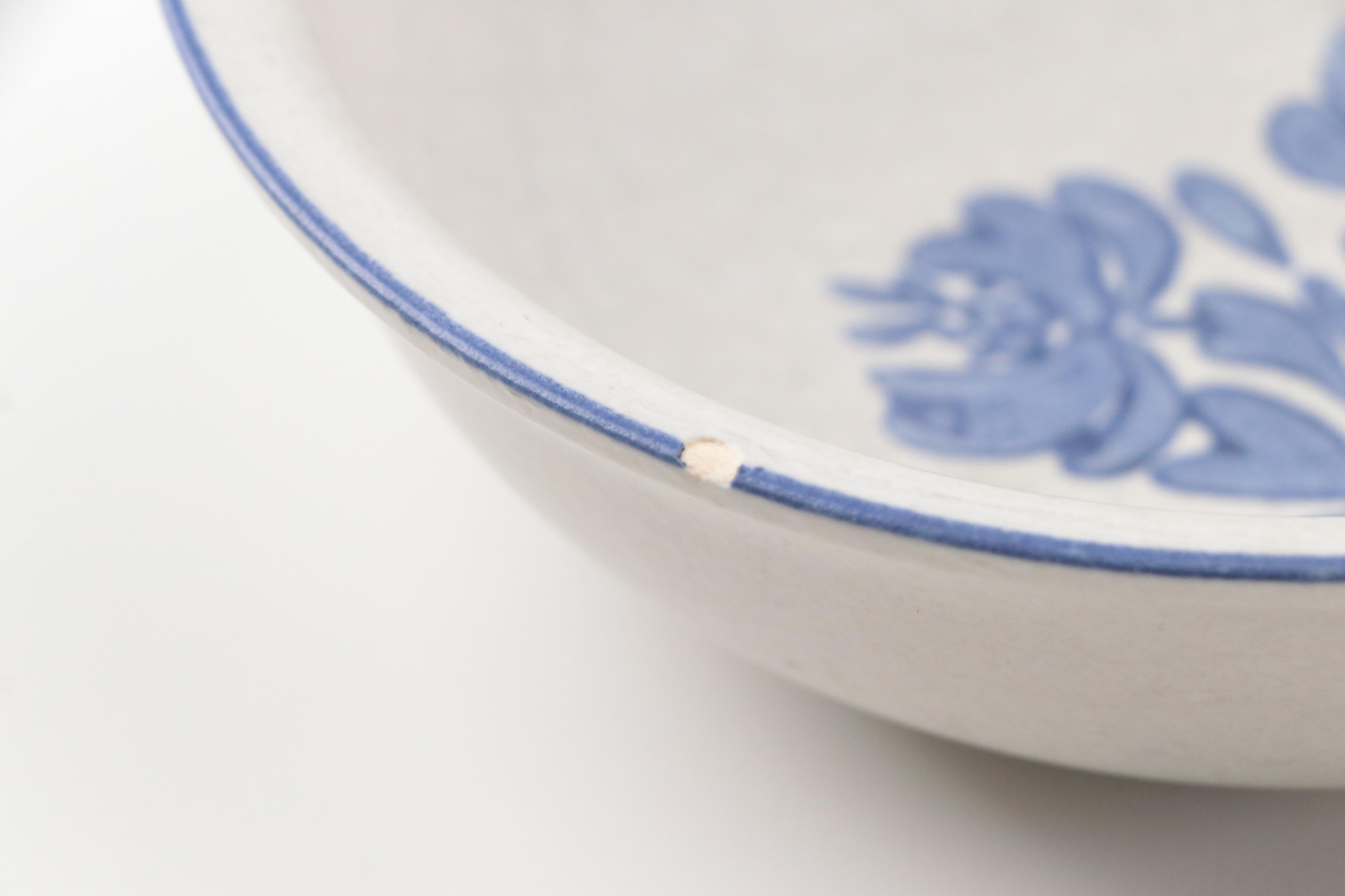 Pfaltzgraff "Yorktowne" Stoneware Dinnerware