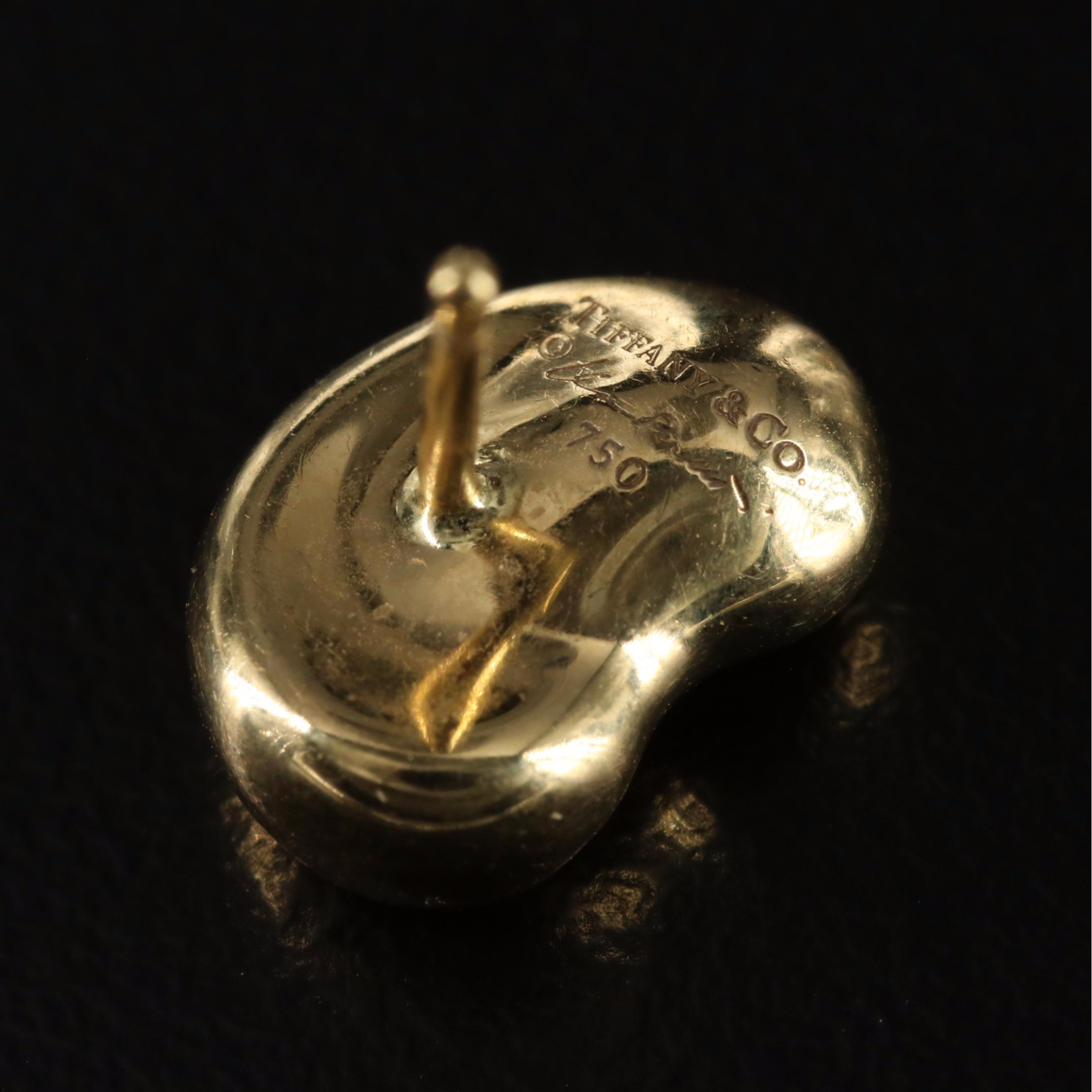 Elsa Peretti for Tiffany & Co. Bean Design 18K Earrings