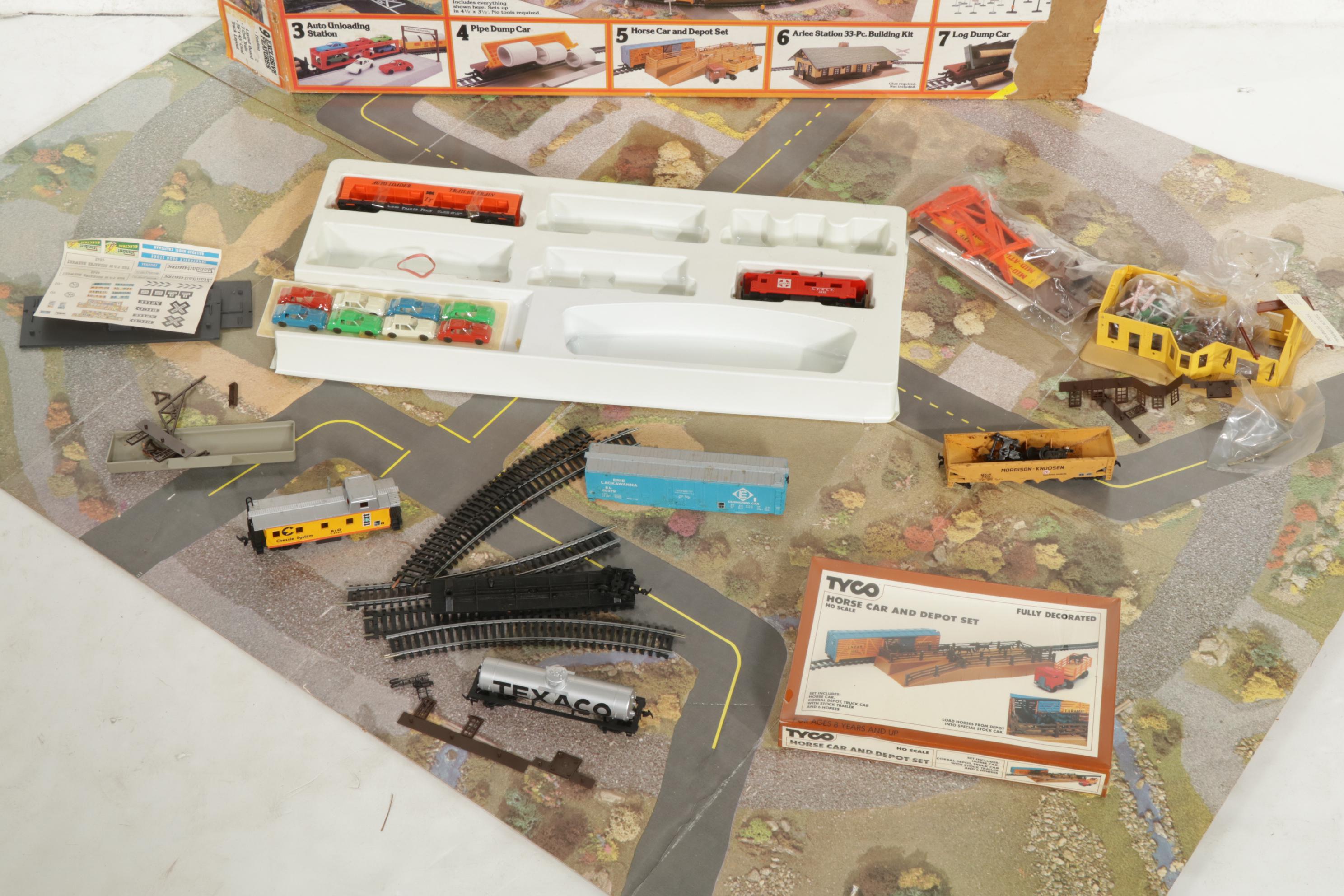 Tyco "Railroad Empire" HO Scale Train Set