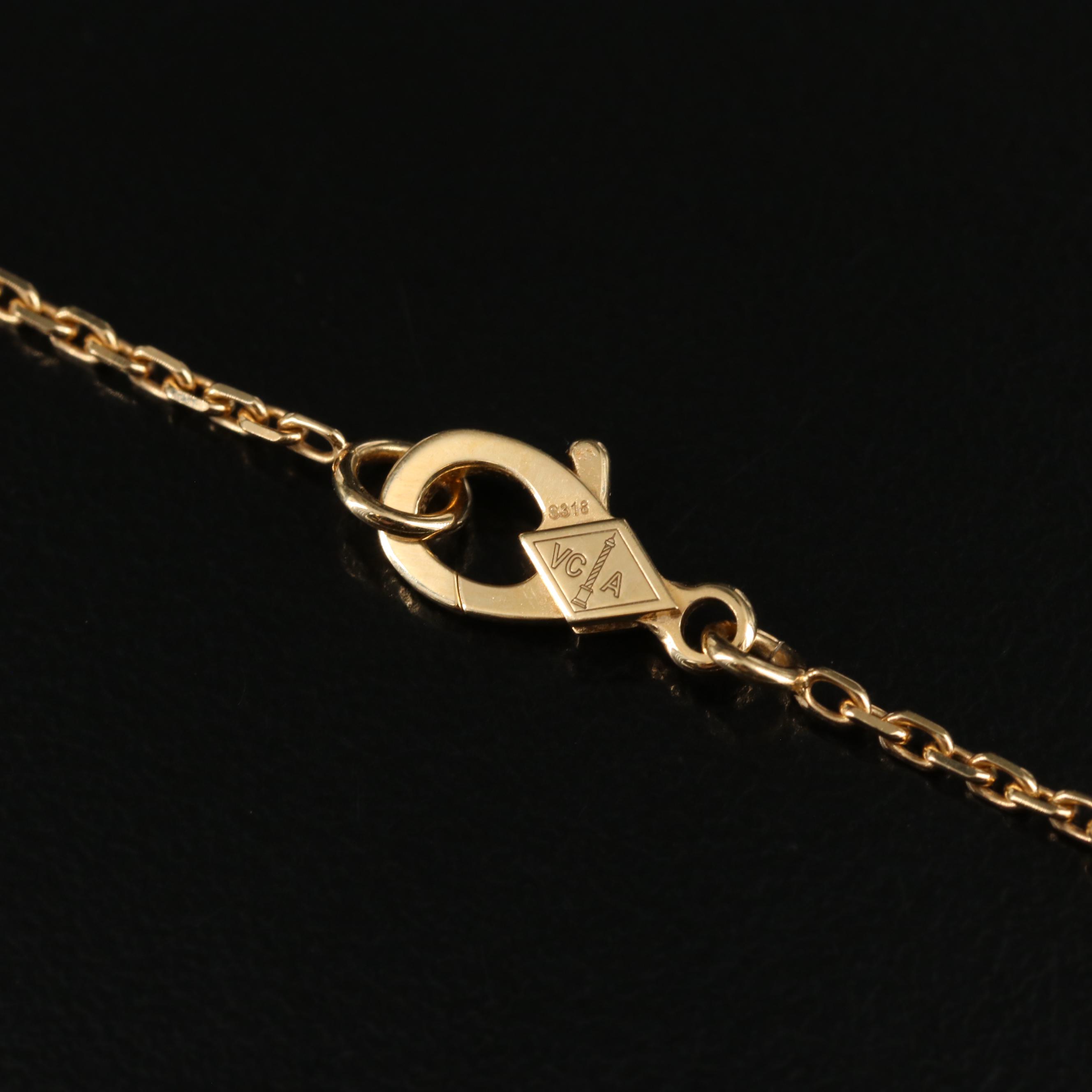 Van Cleef & Arpels Vintage Alhambra 18K Carnelian Necklace