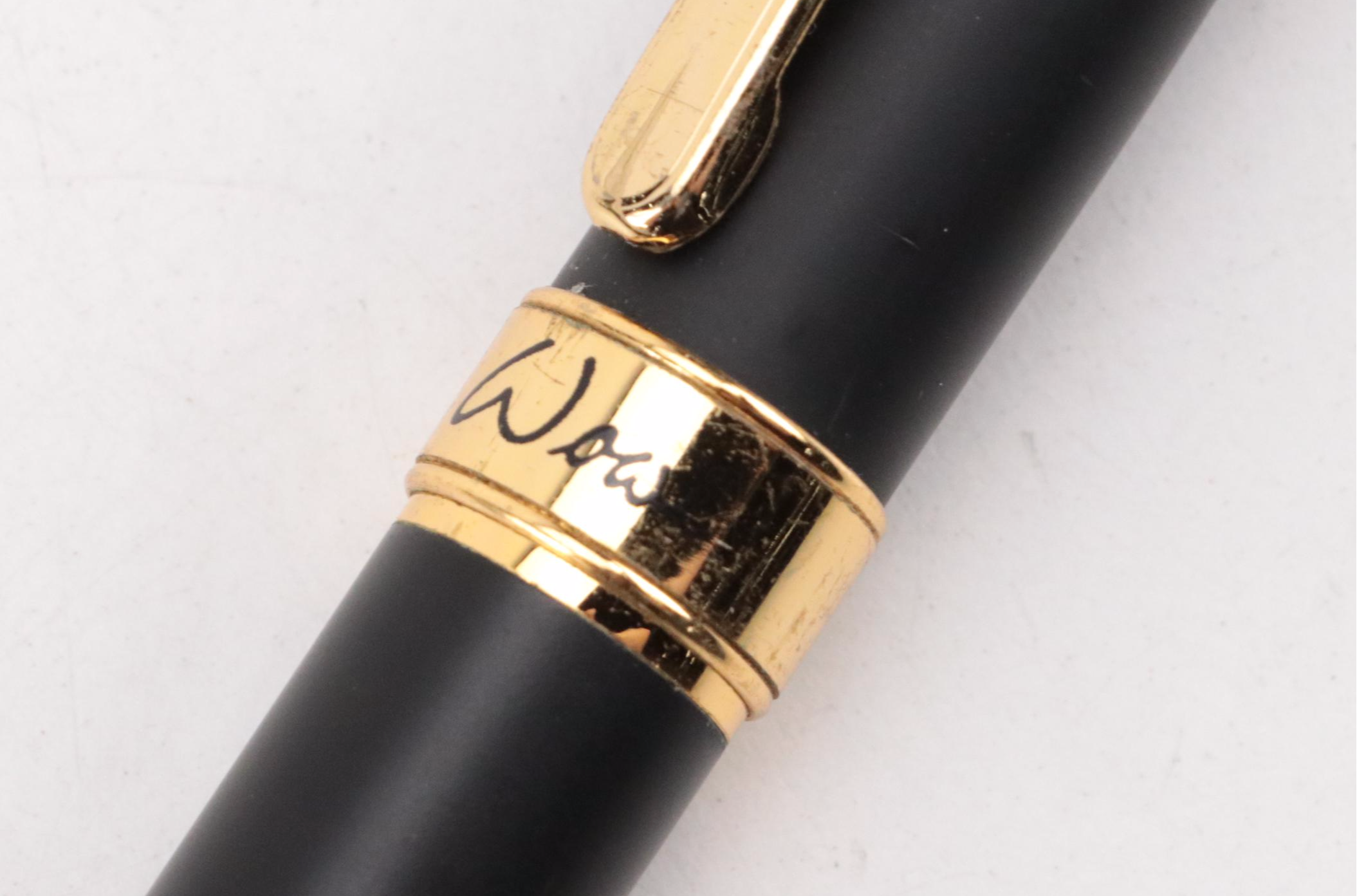 Montblanc Meisterstück 142G Fountain Pen with Pelikan and Other Pens