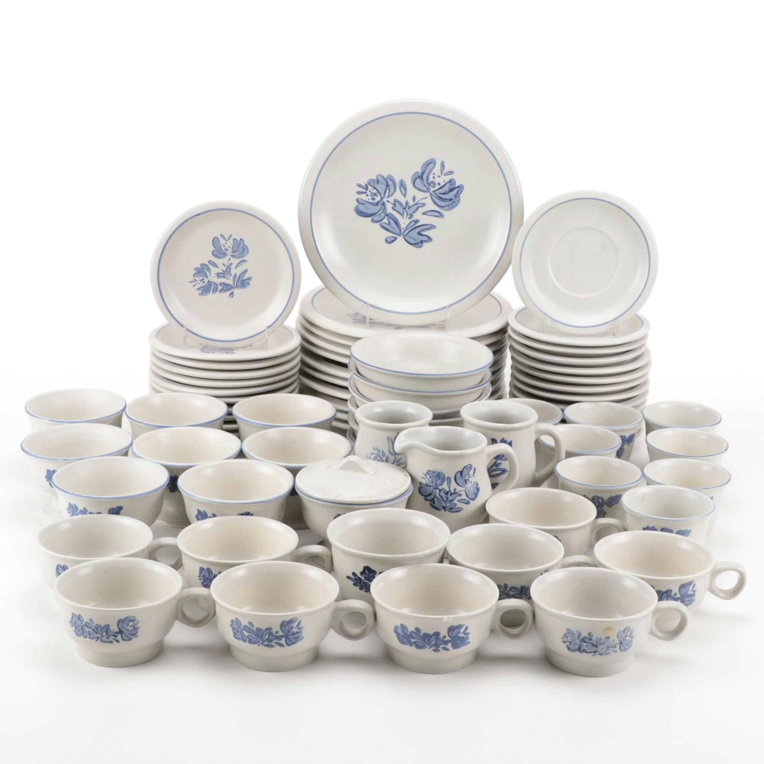 Pfaltzgraff "Yorktowne" Stoneware Dinnerware