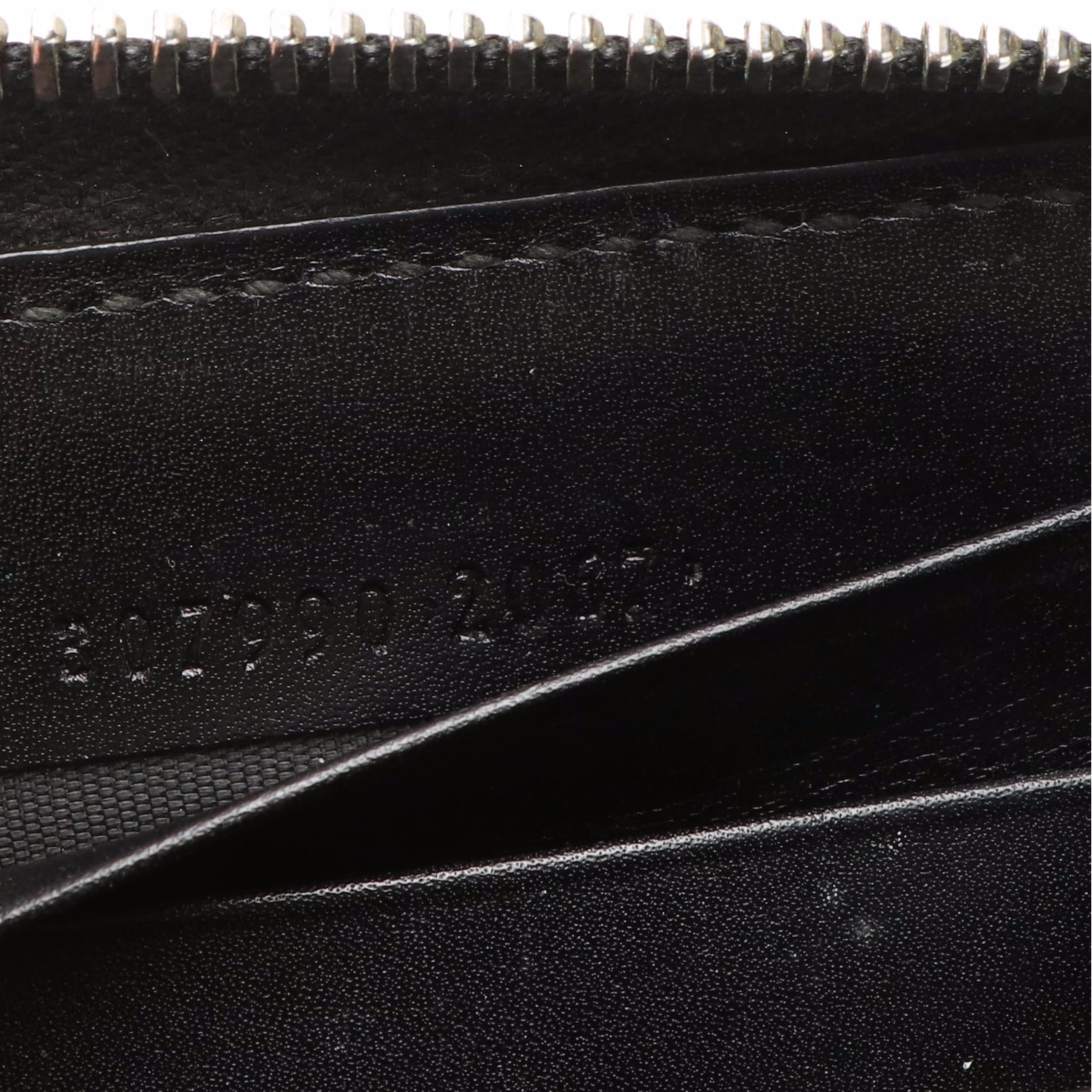 Gucci Diamante Black Leather Zip Around Wallet