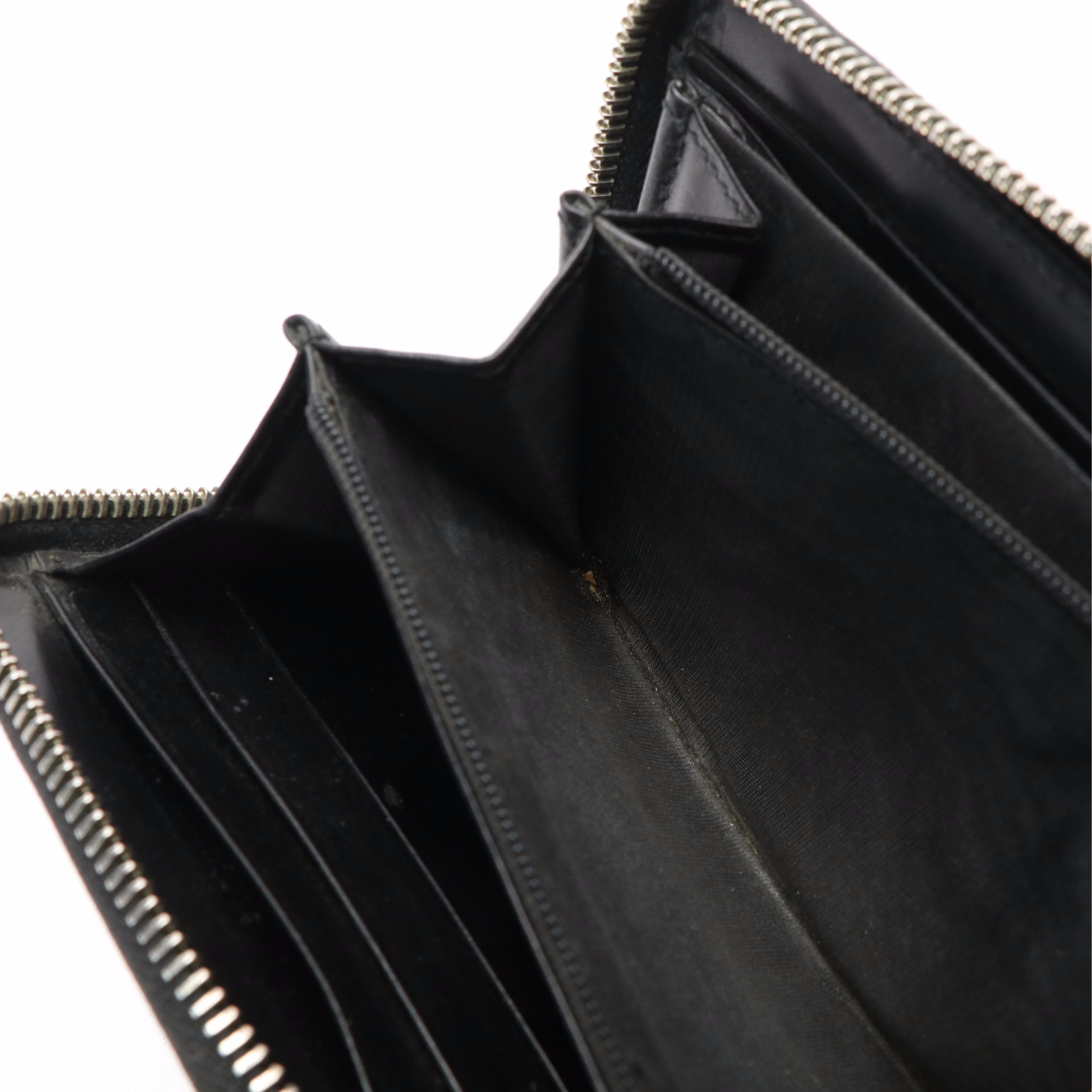 Gucci Diamante Black Leather Zip Around Wallet