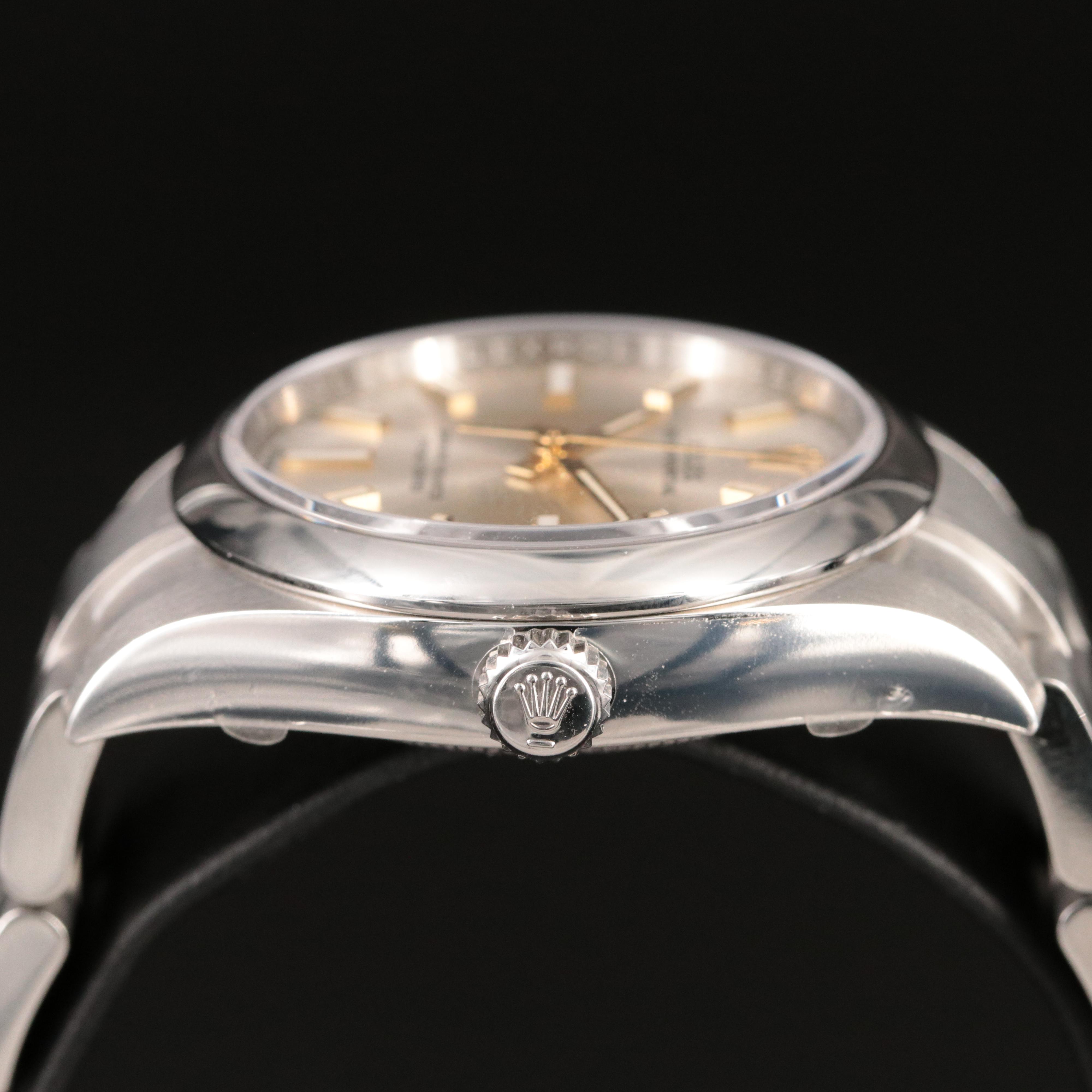 Rolex Oyster Perpetual Smooth Bezel Midsize Watch