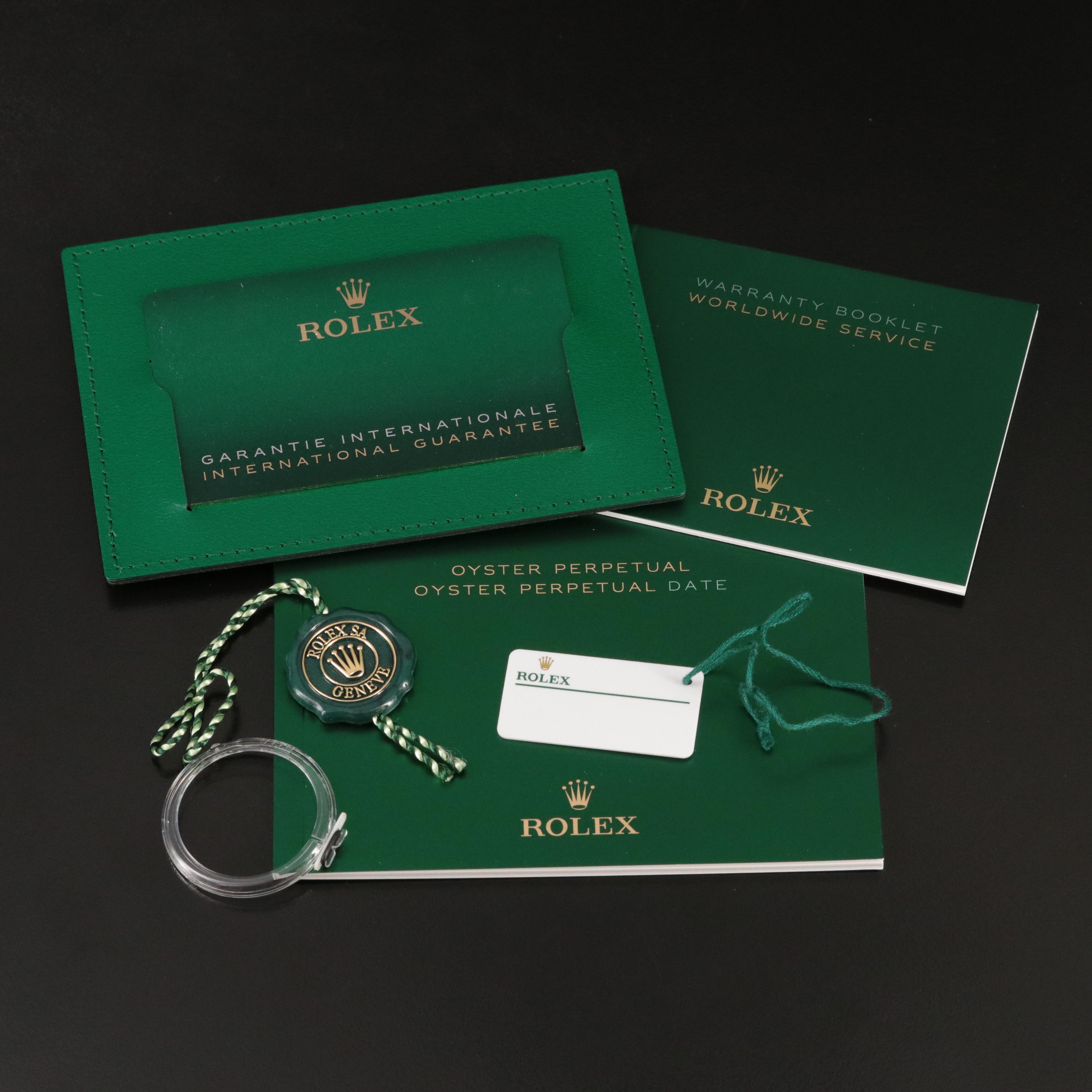 Rolex Oyster Perpetual Smooth Bezel Midsize Watch