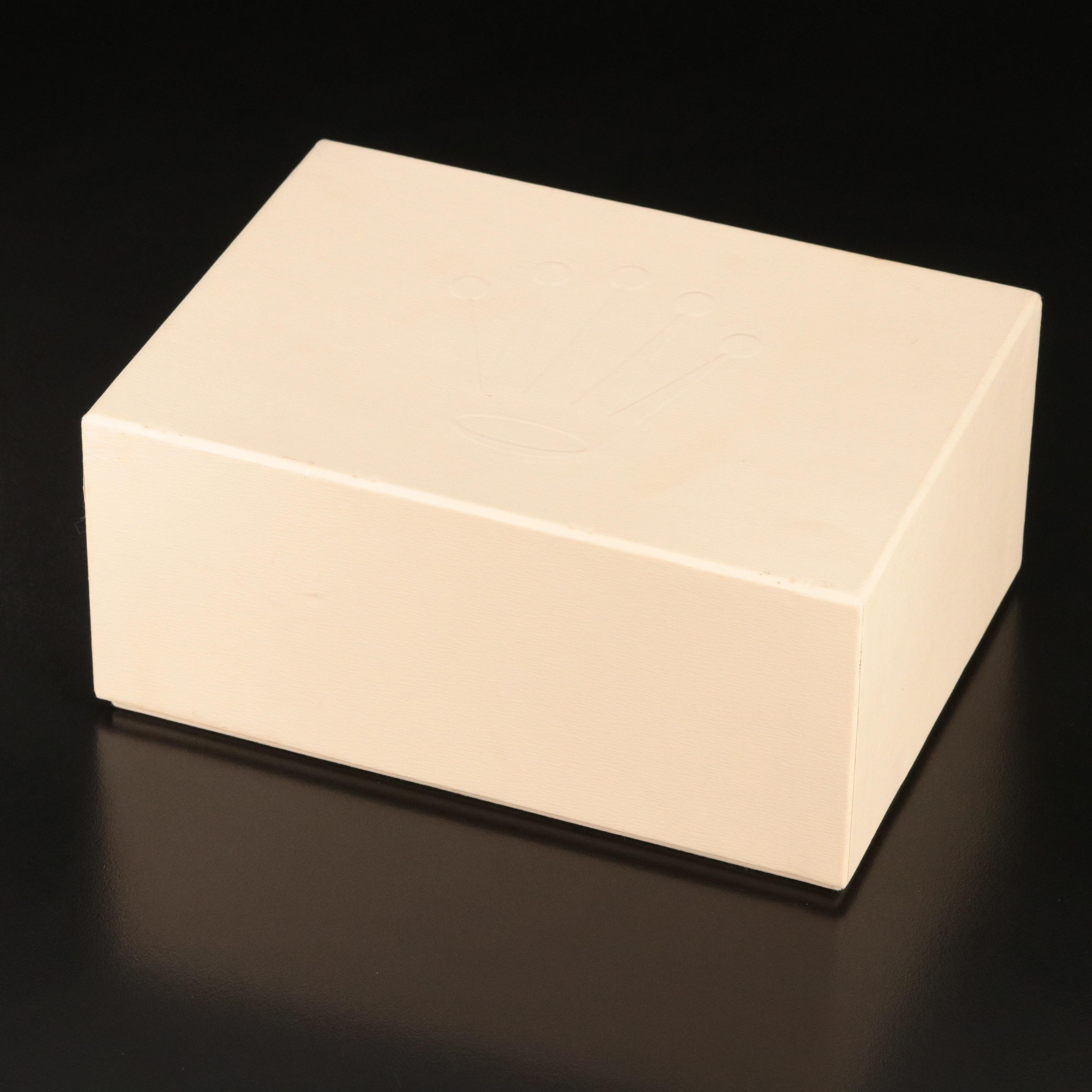 Rolex Oyster Perpetual Smooth Bezel Midsize Watch