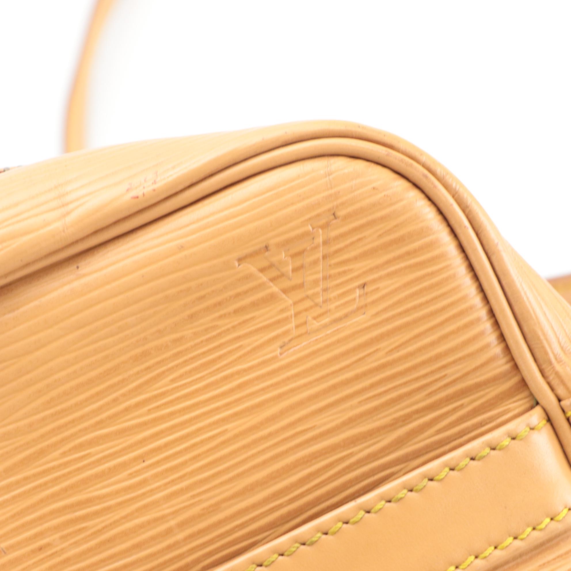 Louis Vuitton Trocadero Crossbody Bag in Beige Epi Leather