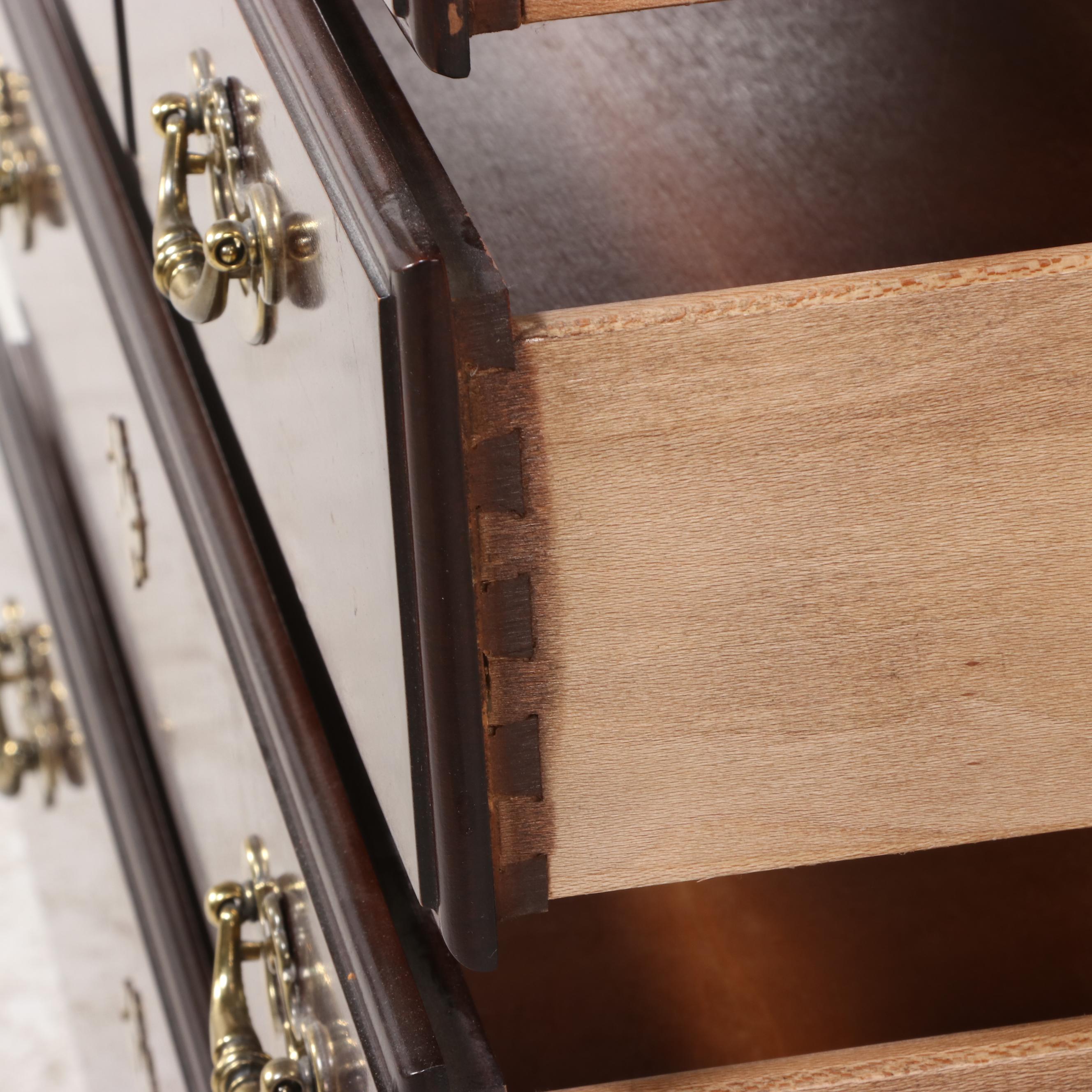 Thomasville Chippendale Style Mahogany Finish Secretary Bookcase