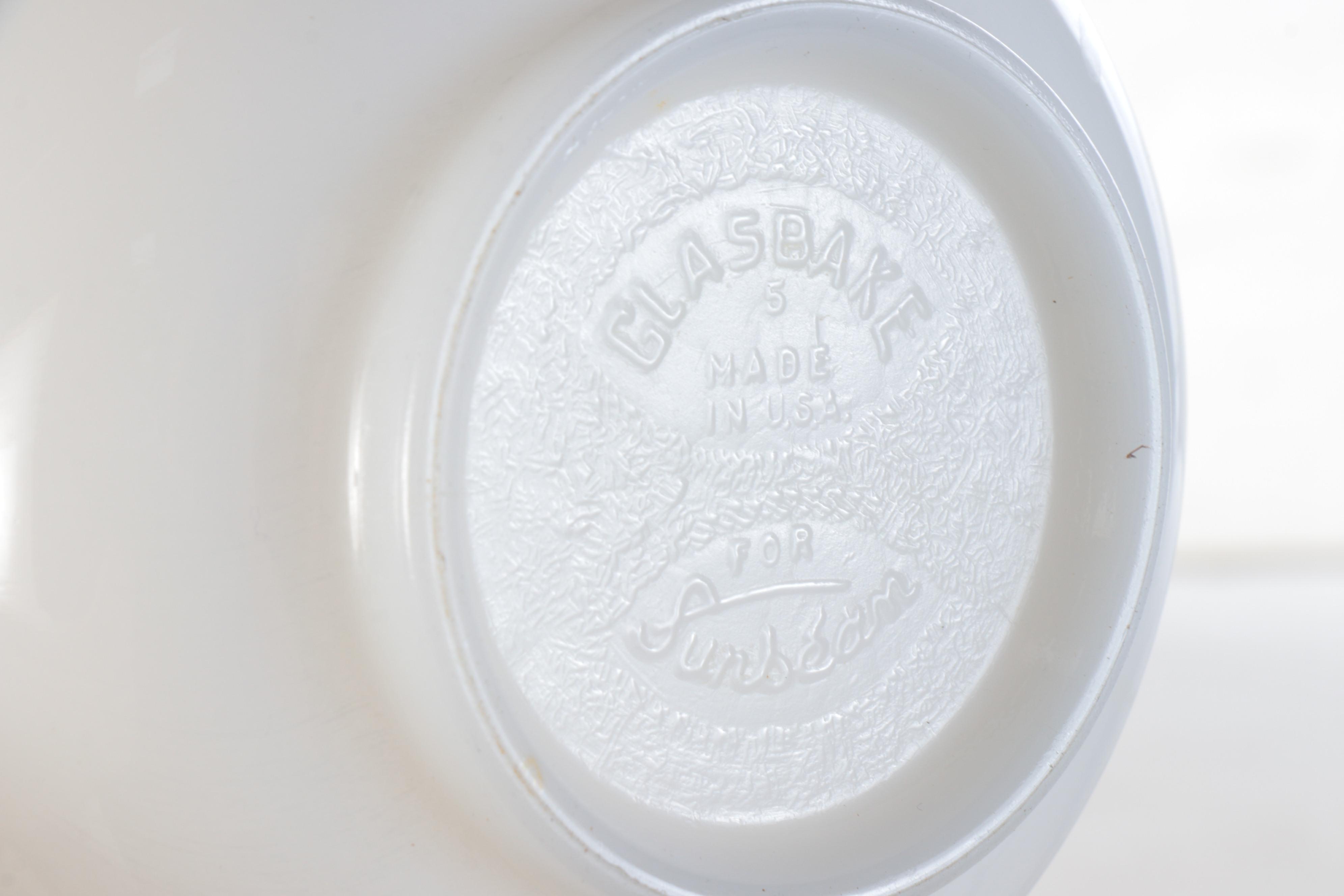 Sunbeam Mixmaster Mixer with Nesting Bowls