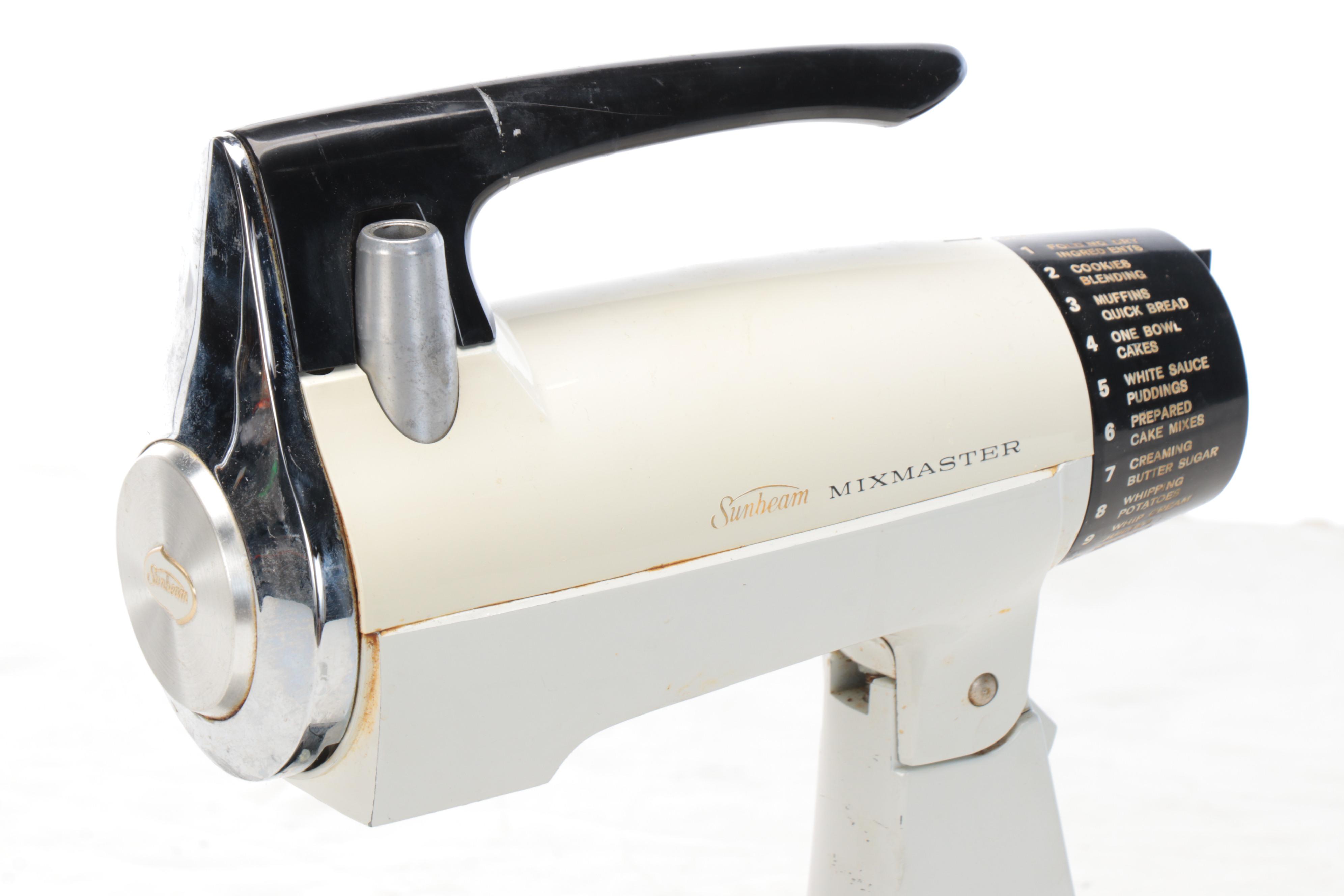 Sunbeam Mixmaster Mixer with Nesting Bowls