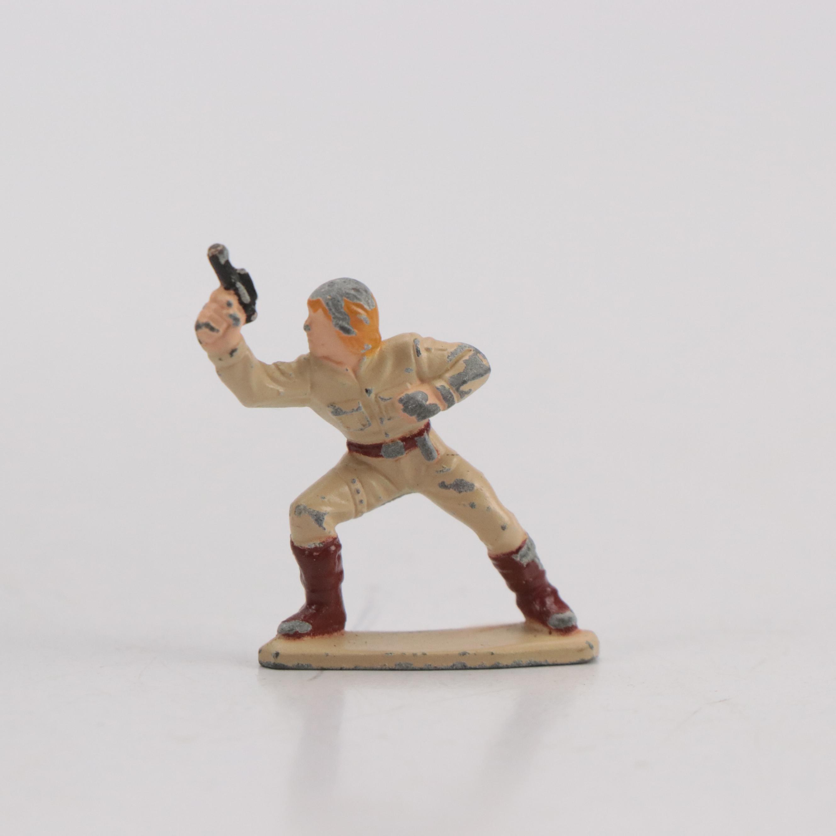 Kenner Star Wars Action Figure Set in Darth Vader Storage Case