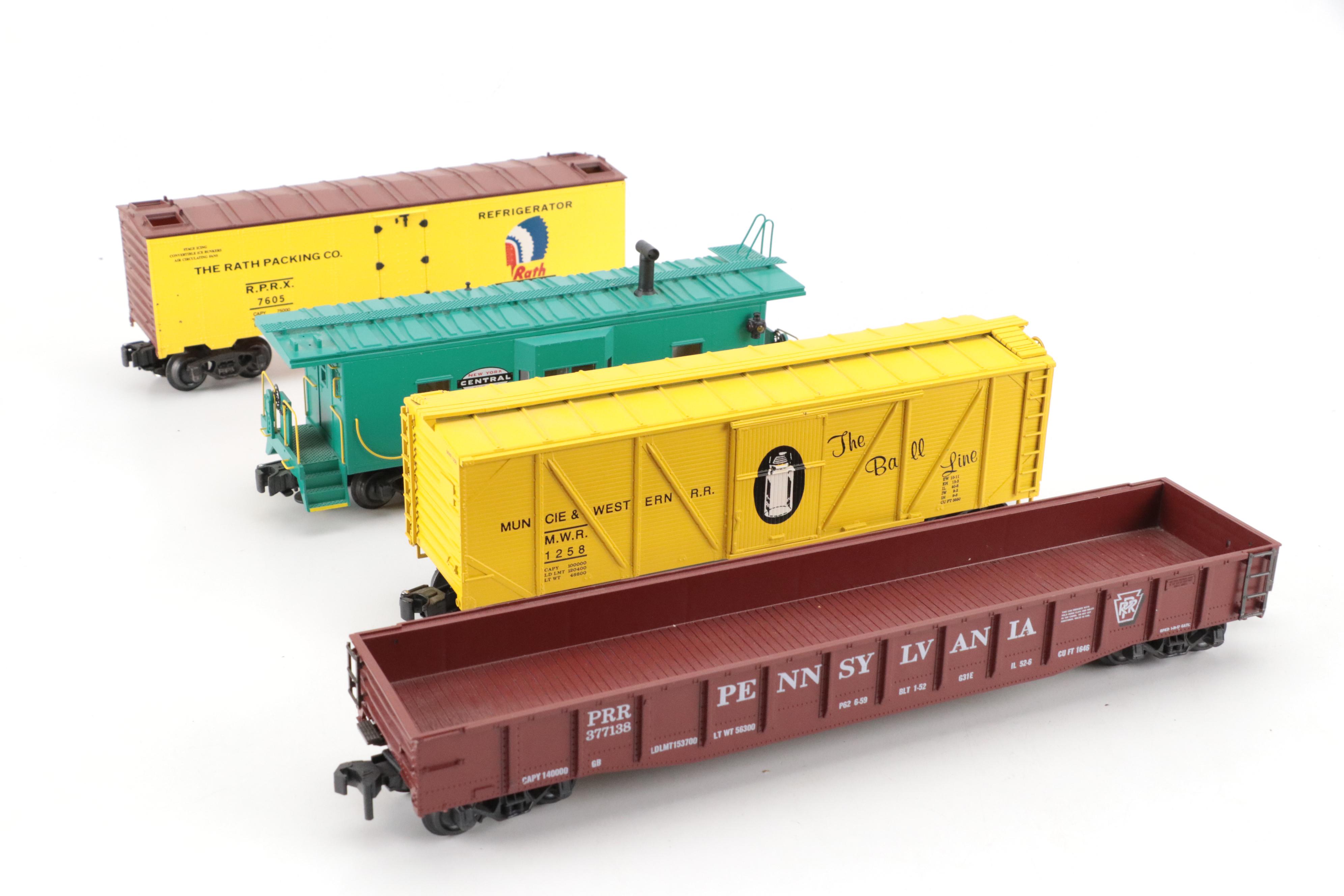 Lionel Electric Train Cars, Lunchbox with Trainmaster Train Tracks and More