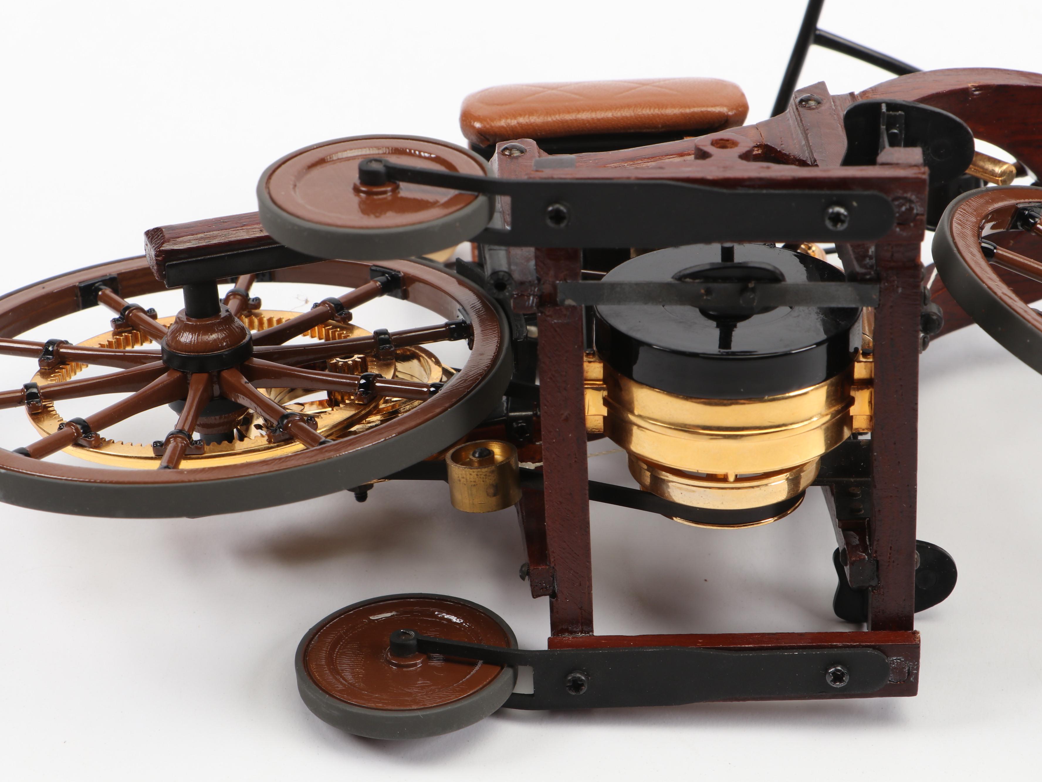 Franklin Mint Diecast Model T Ford and Daimler Reitwagen Models in Display Cases