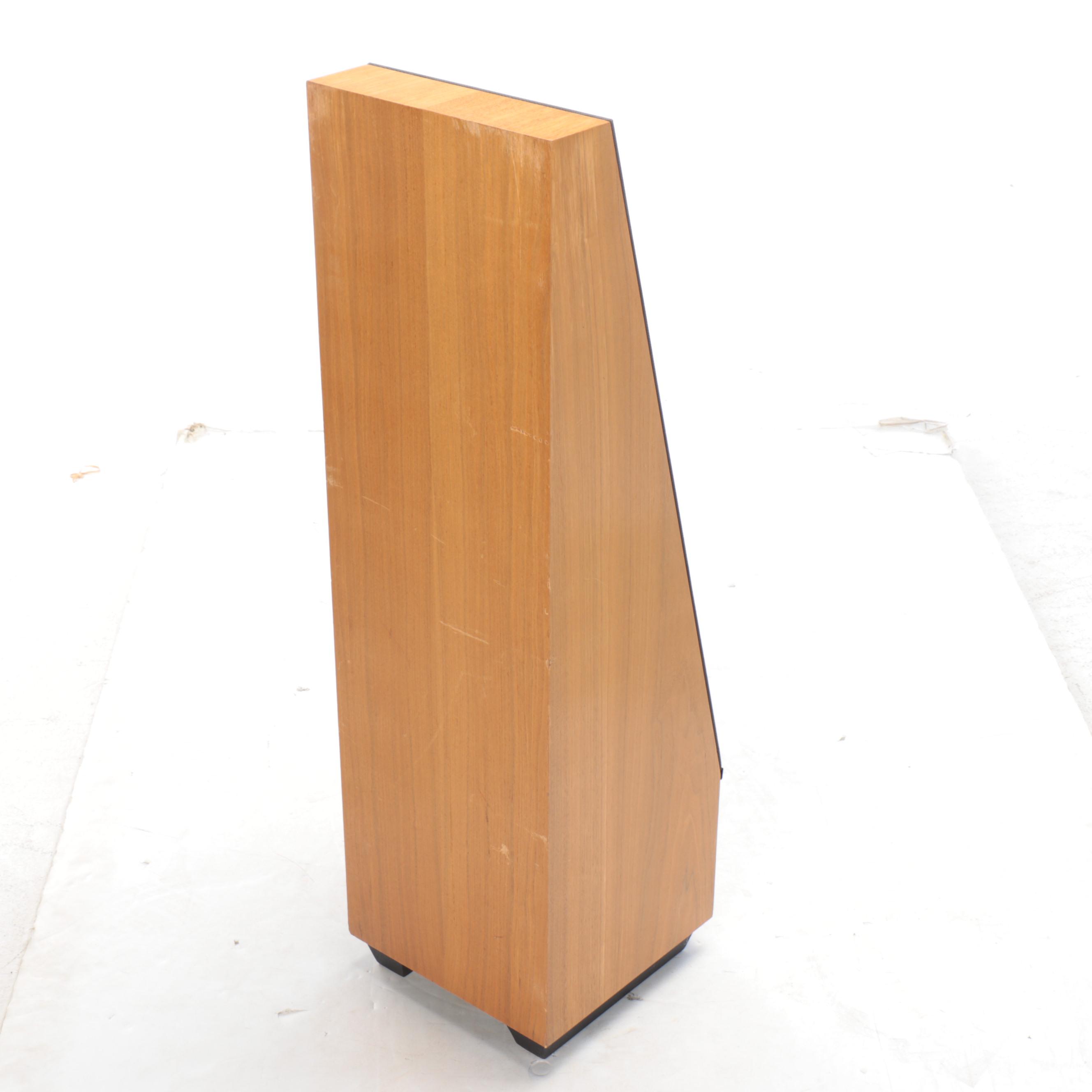 Thiel  CS 1.2  Floor Standing Walnut Veneer Audiophile Loudspeakers