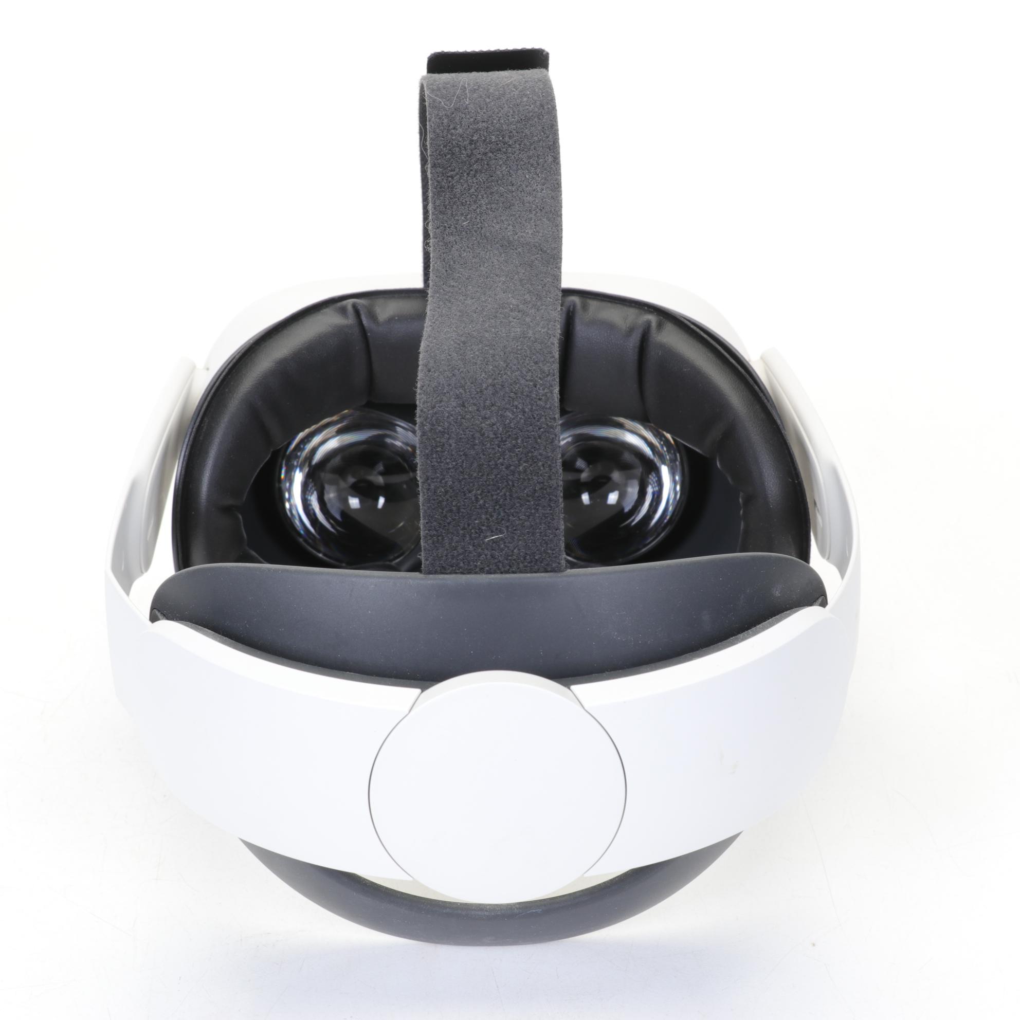 Microsoft Xbox Series X with Oculus Quest 2 and Accessories