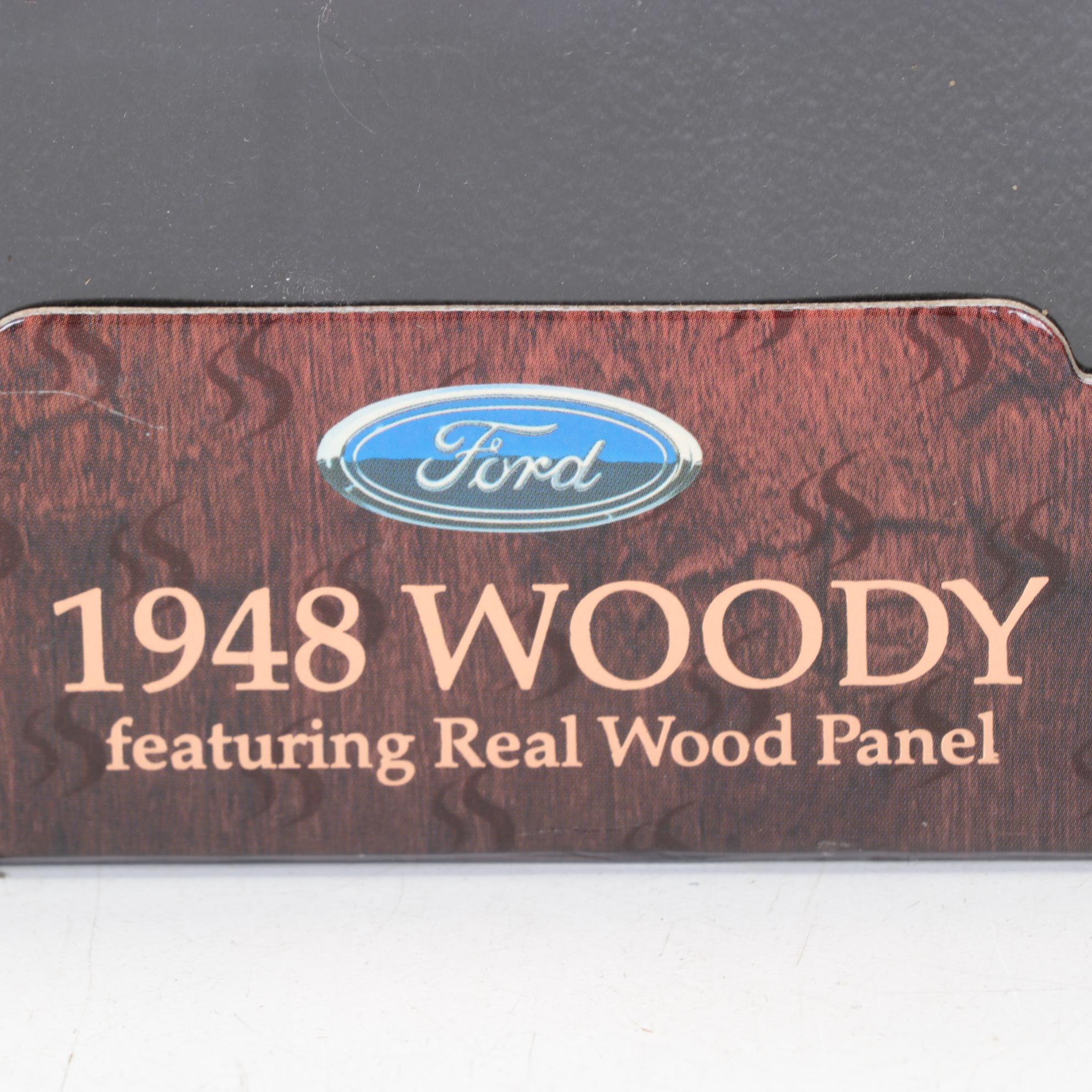 Yat Ming 1948 Ford "Woody" 1:18 Diecast Car Model