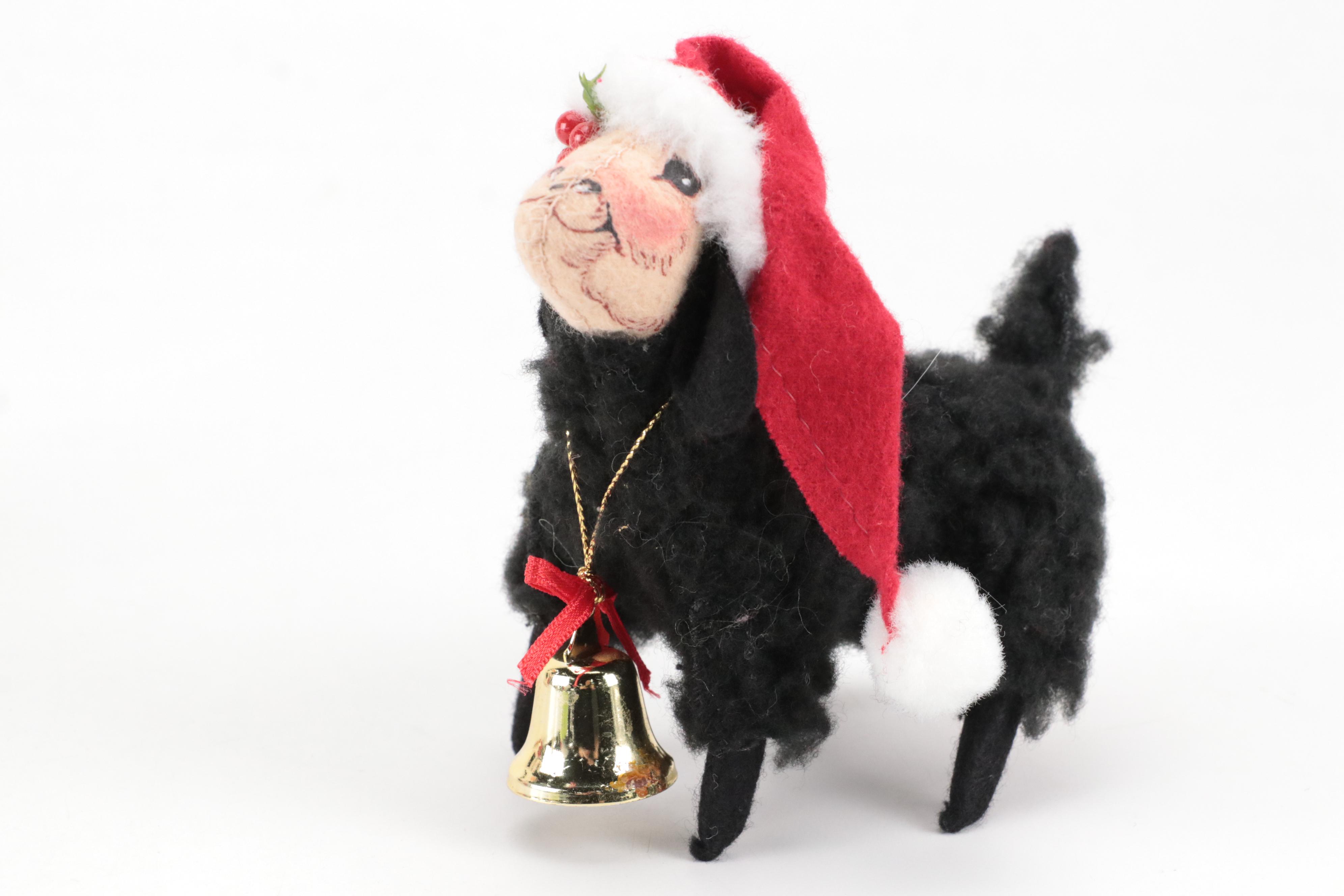 Annalee Mobilitee Dolls Stuffed Christmas Figurines