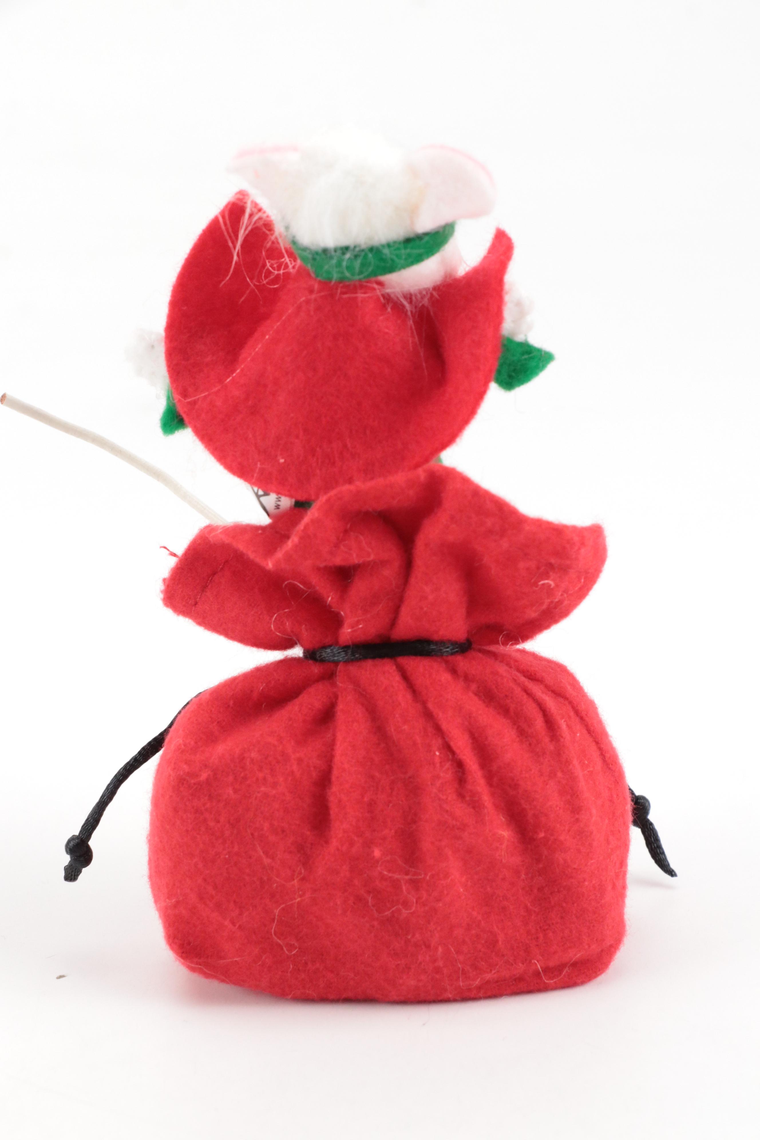 Annalee Mobilitee Dolls Stuffed Christmas Figurines