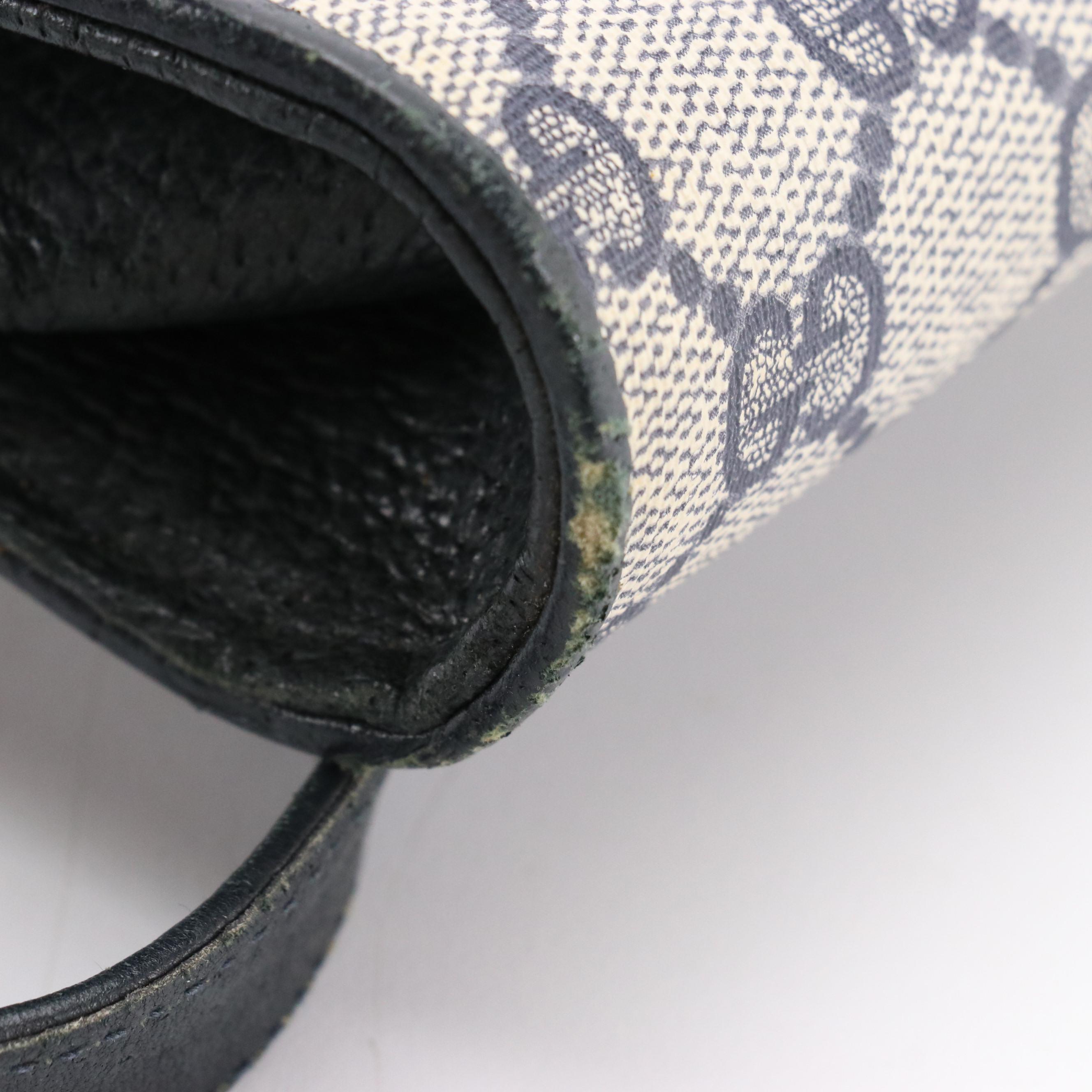 Gucci Accessory Collection Clutch/Shoulder Bag in GG Supreme Canvas