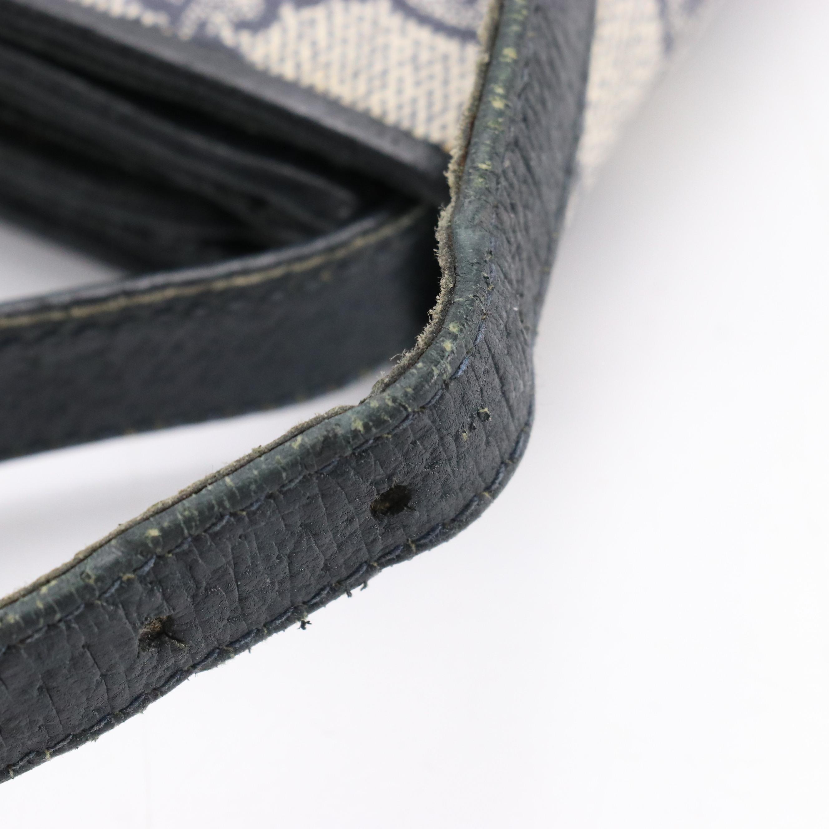 Gucci Accessory Collection Clutch/Shoulder Bag in GG Supreme Canvas