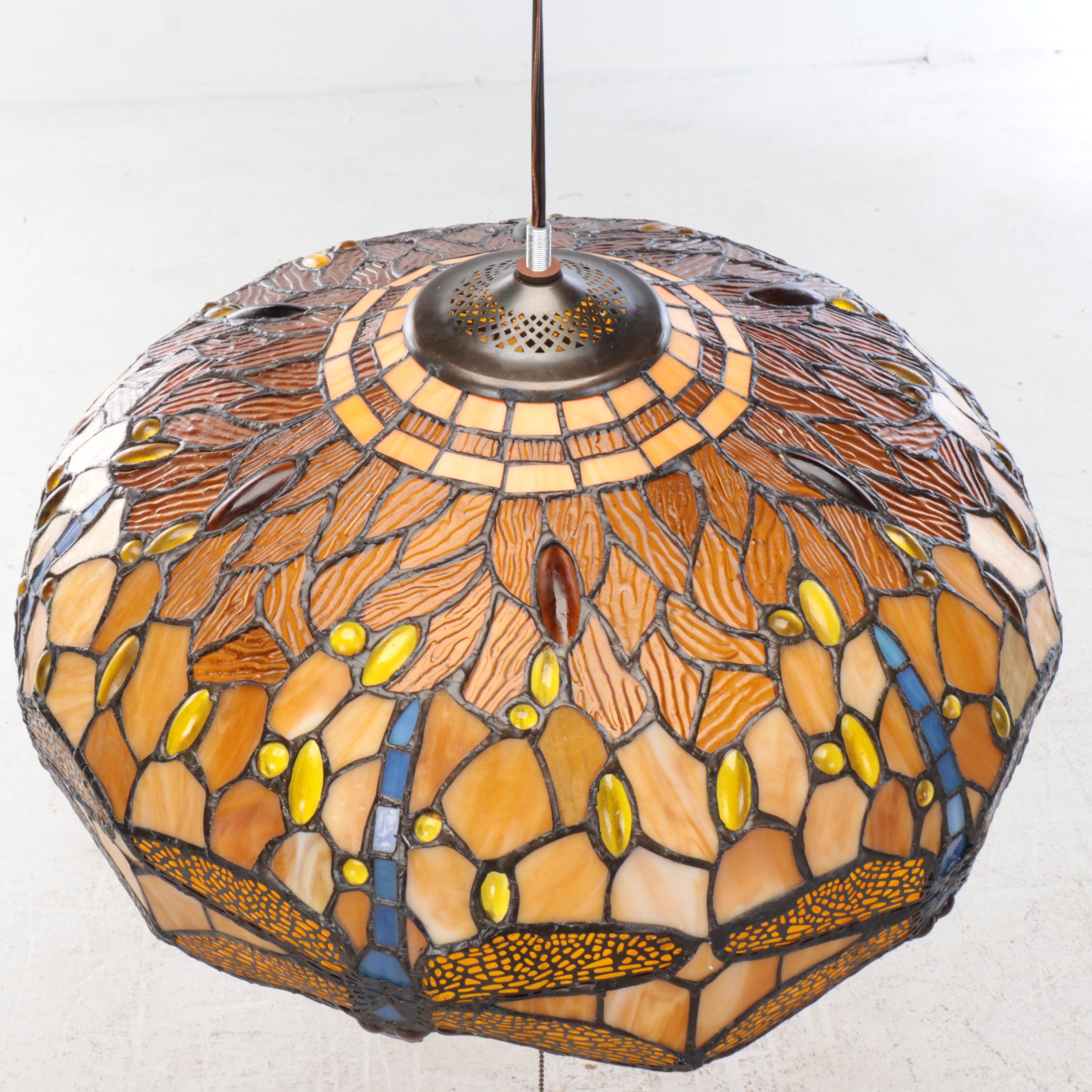 Tiffany Style Leaded Glass Dragonflies Pendant Light