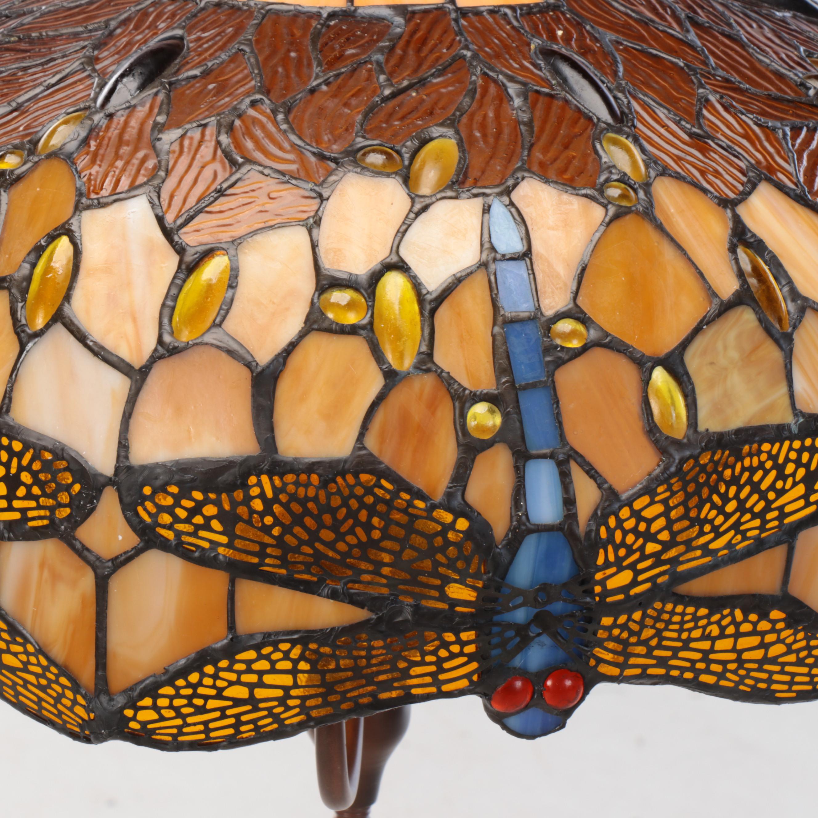 Tiffany Style Leaded Glass Dragonflies Pendant Light