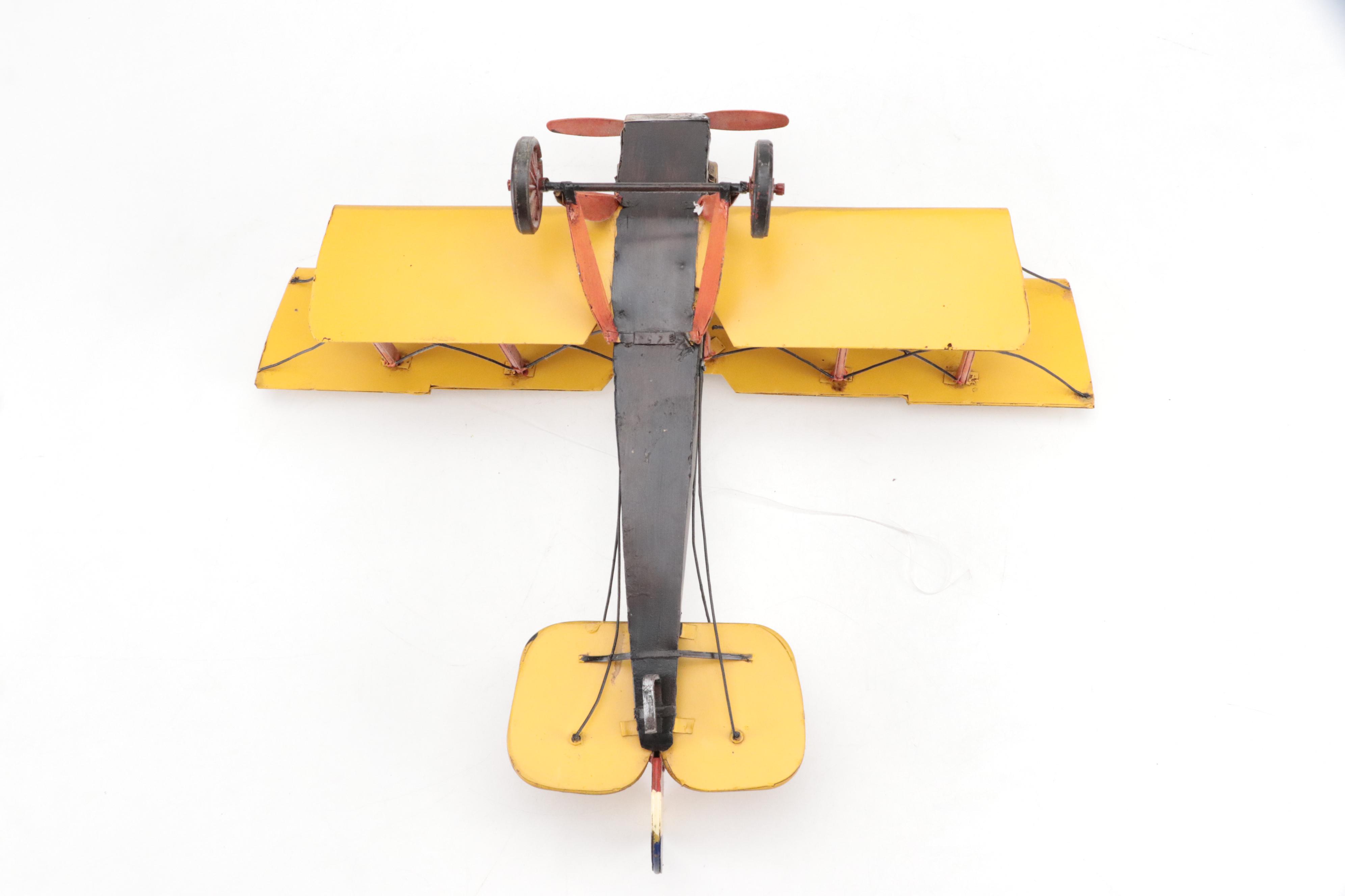 Metal and Wood Curtiss JN-7H "Jenny" WWI Biplane Model, Late 20th Century