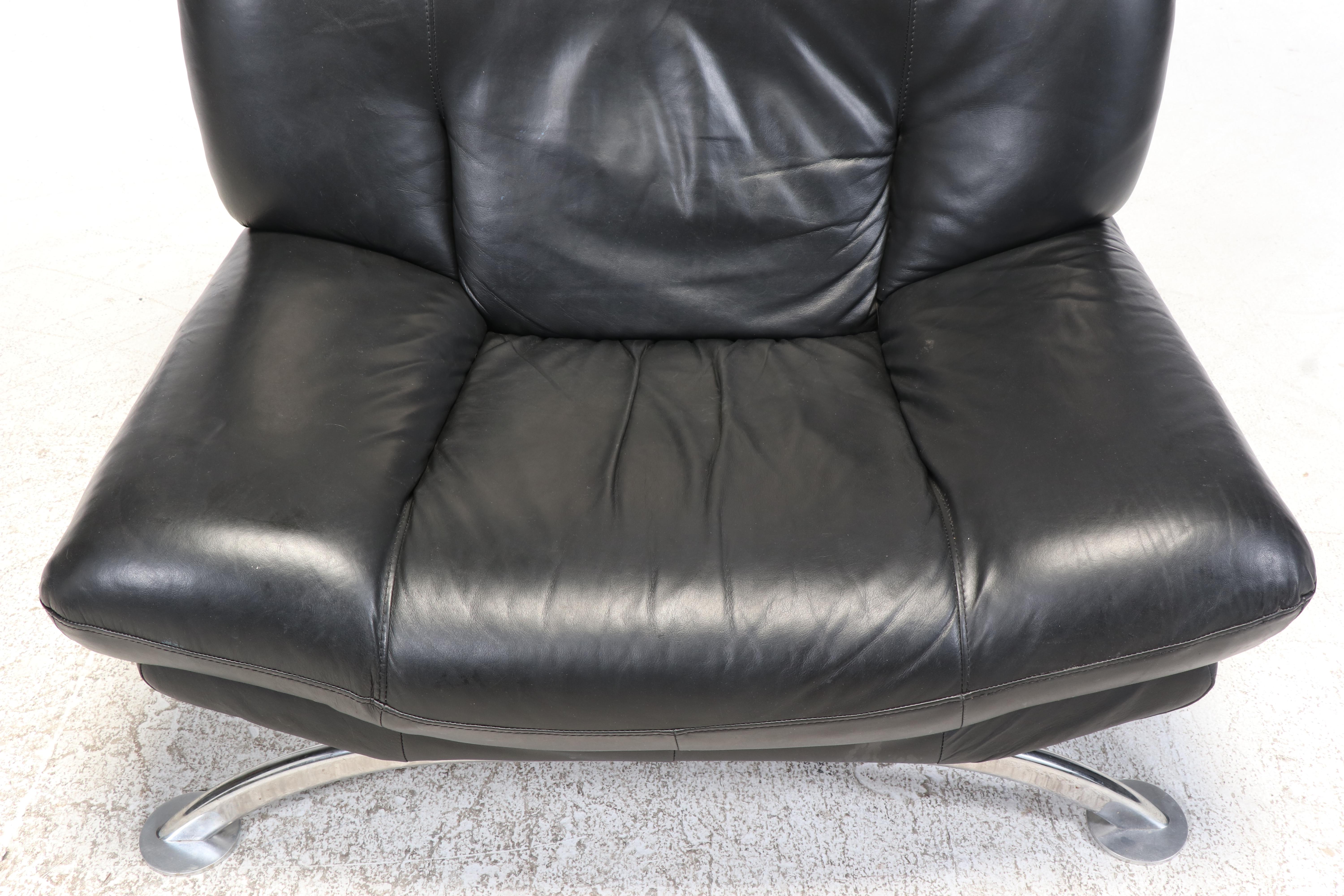 Klauss Italia Postmodern Leather Lounge Chair and Ottoman