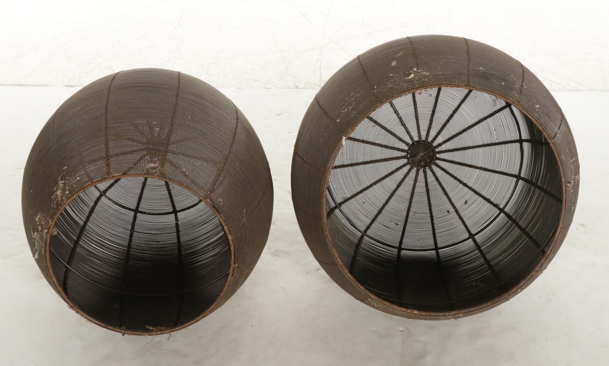 Wire Mesh Patio Table and Ottoman