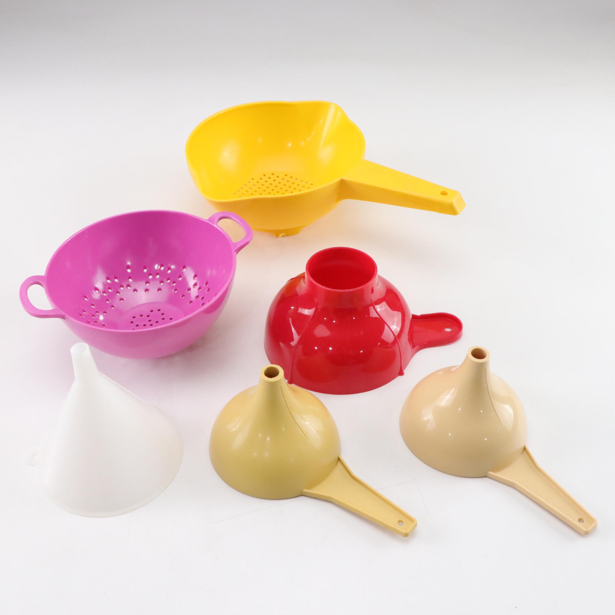 Tupperware, Pampered Chef and Other Kitchen Accessories