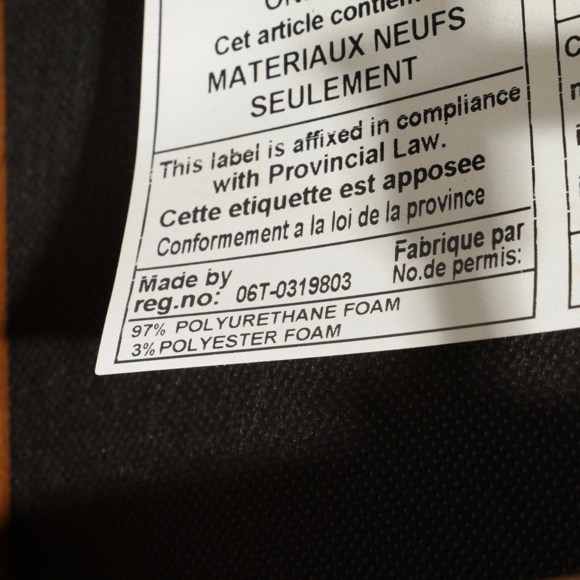 Haverty's Executive Desk in Mahogany Finish with Office Chair