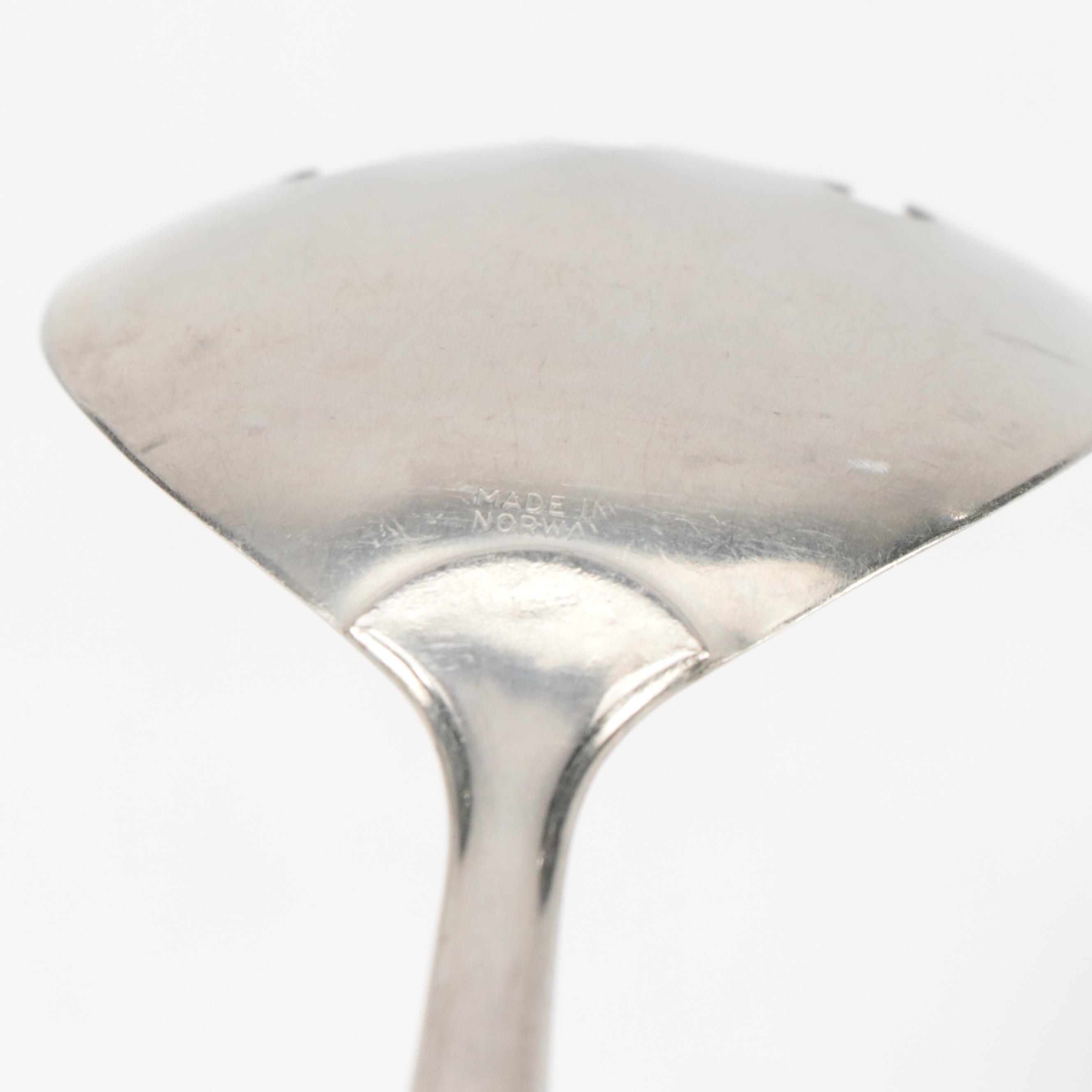 Wilton "Plough Tavern" Armetale Pedestal Tureen and More Table Accessories