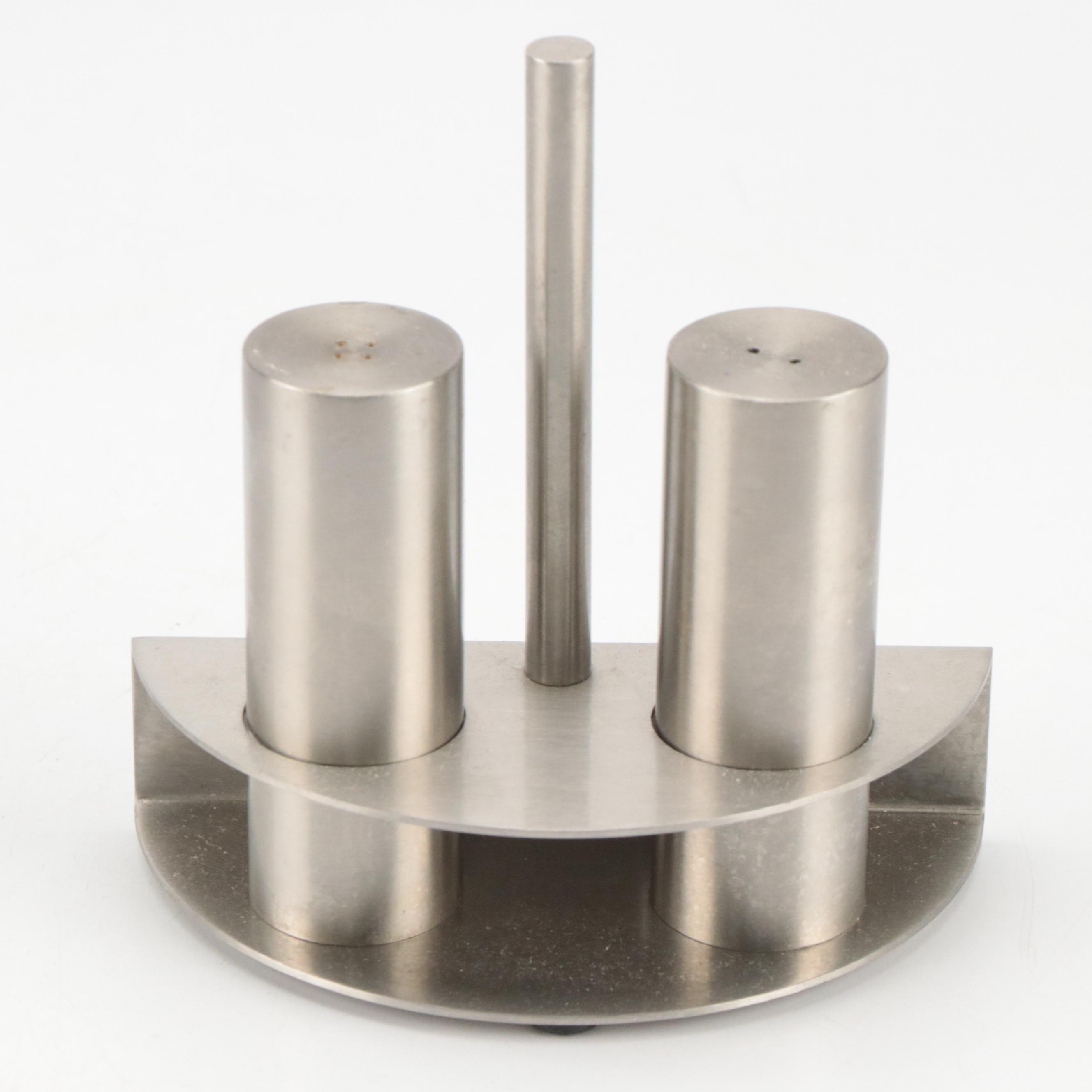 Wilton "Plough Tavern" Armetale Pedestal Tureen and More Table Accessories