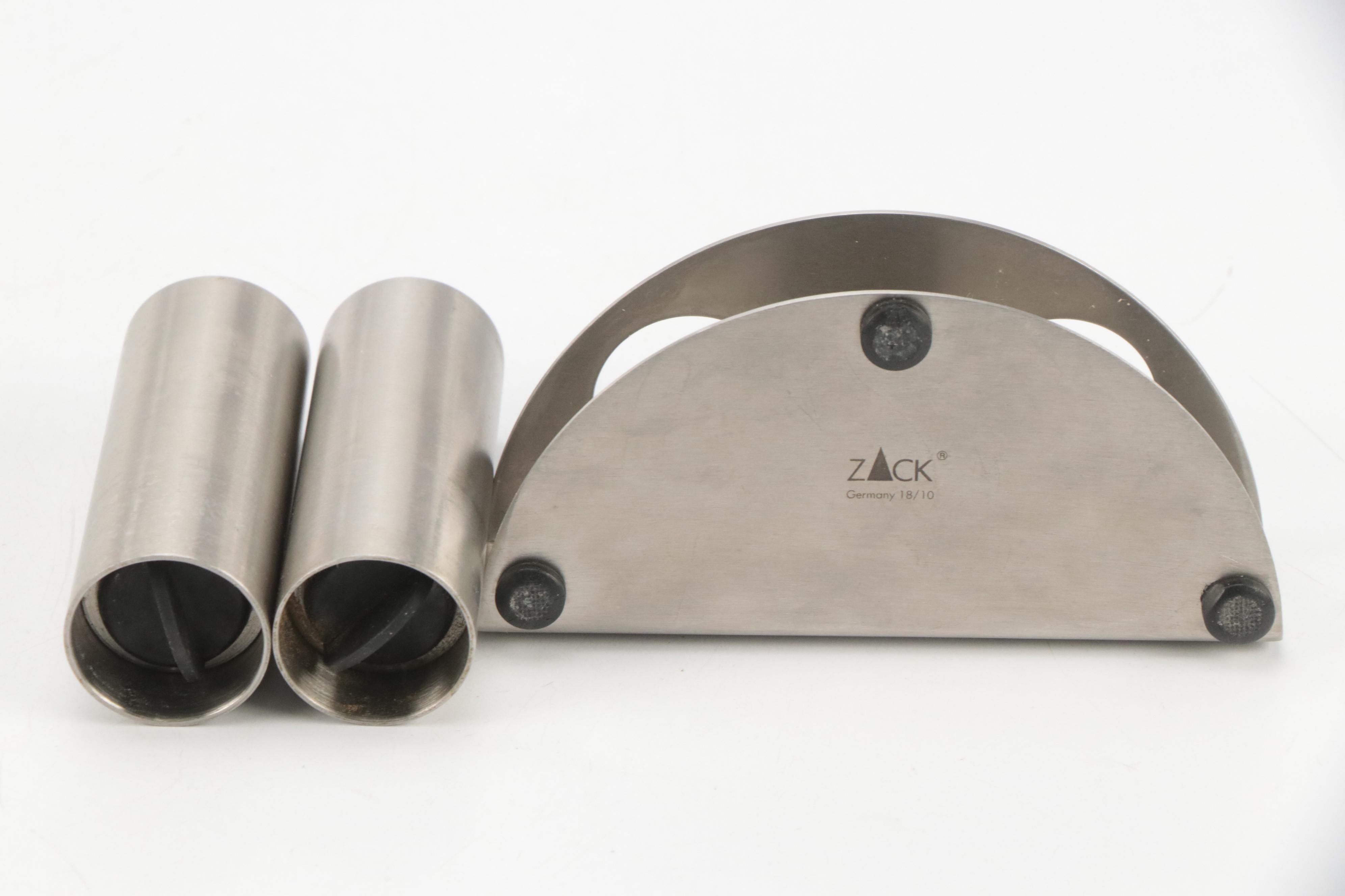 Wilton "Plough Tavern" Armetale Pedestal Tureen and More Table Accessories