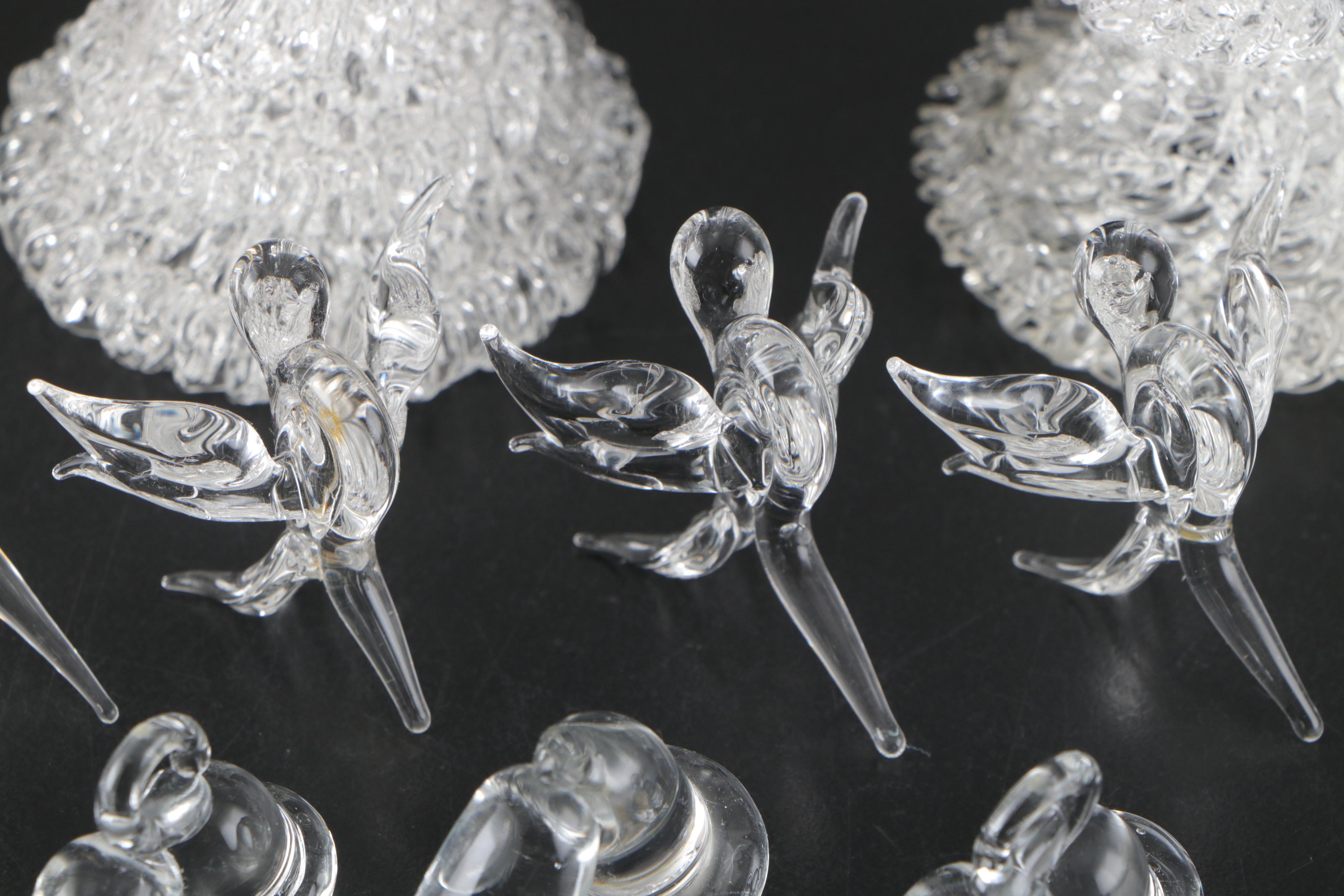 Wedding Cake Toppers and Décor with Porcelain Bride and Groom Figurine