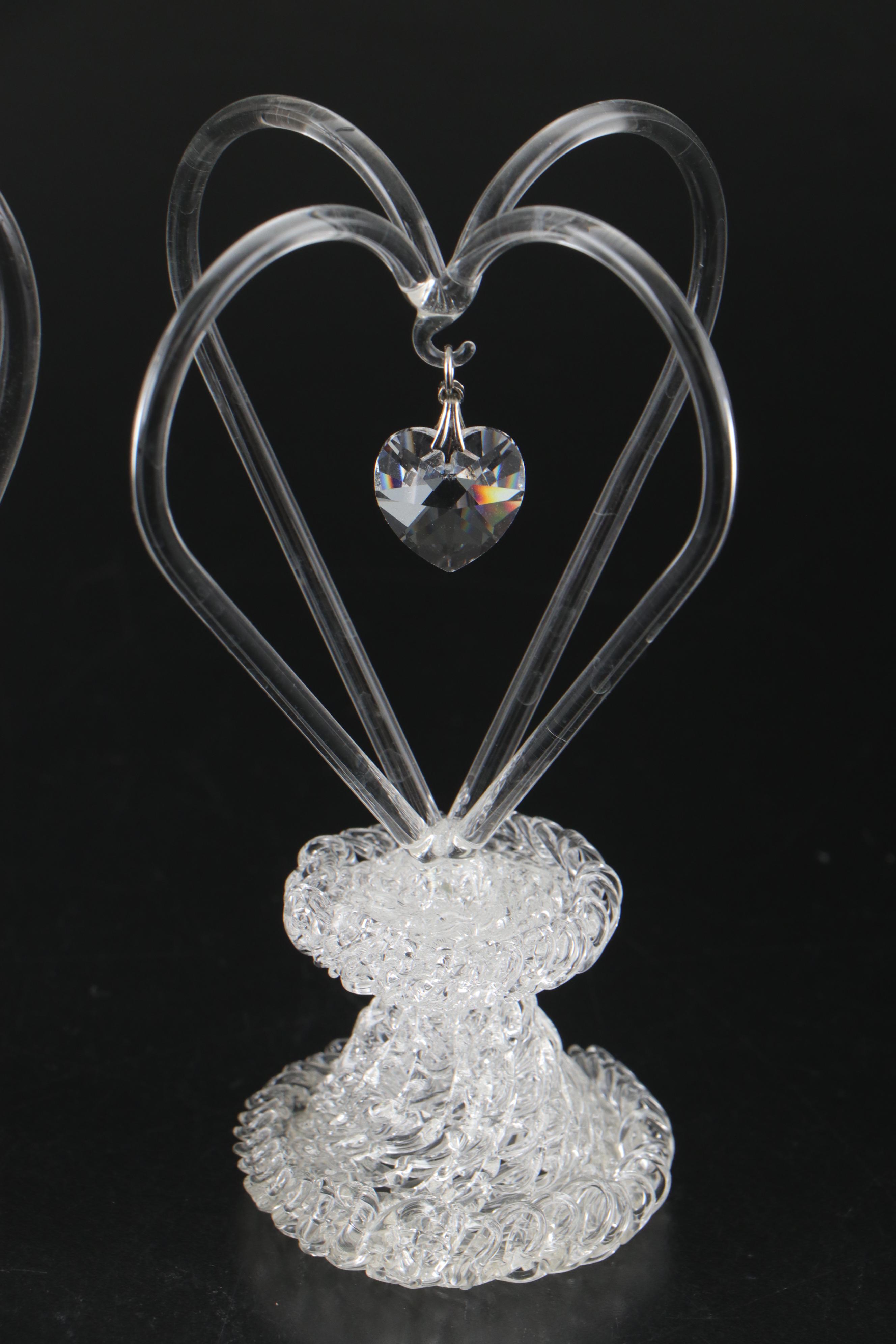 Wedding Cake Toppers and Décor with Porcelain Bride and Groom Figurine