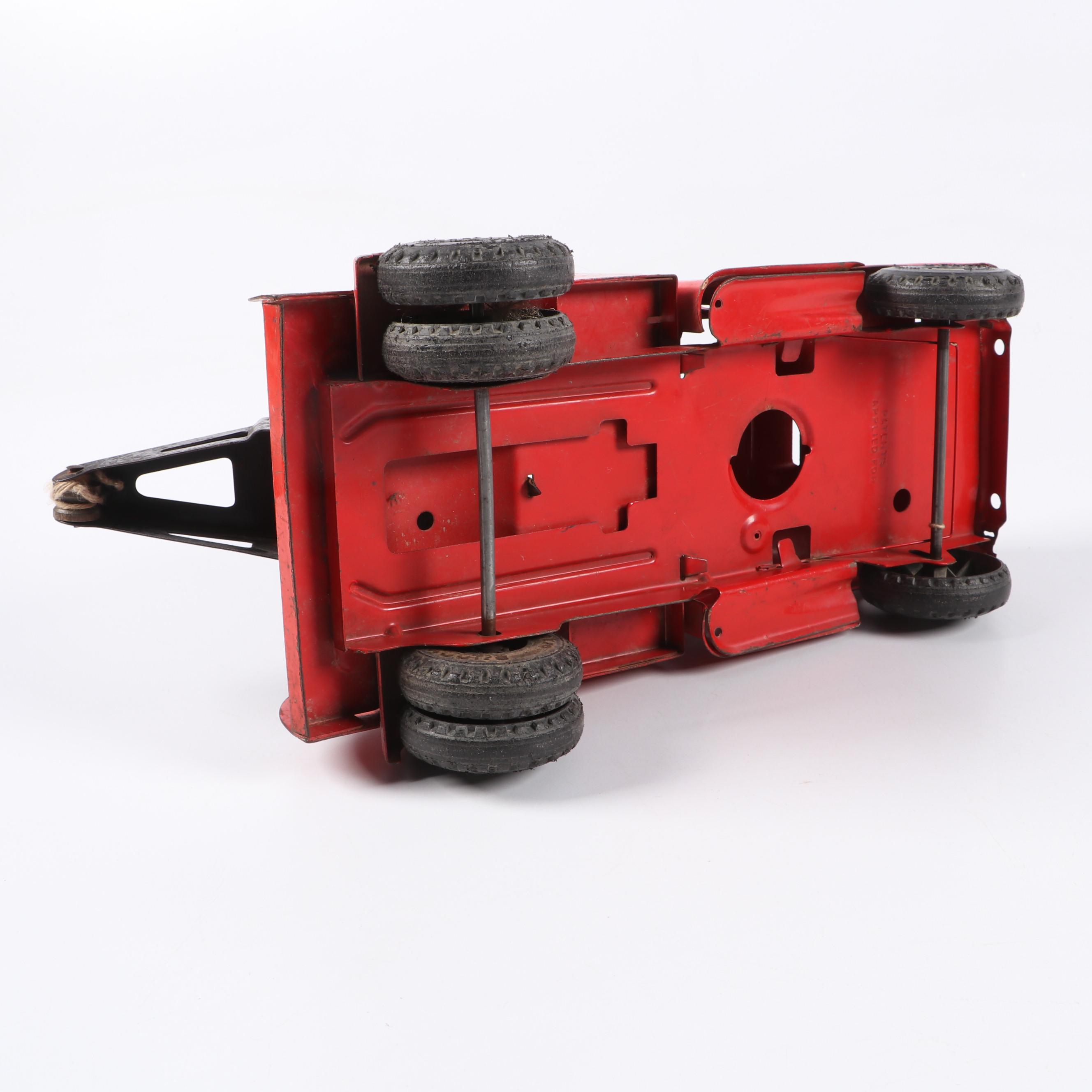 Buddy L Pressed Steel Tow Truck in Original Red Paint, 1950s