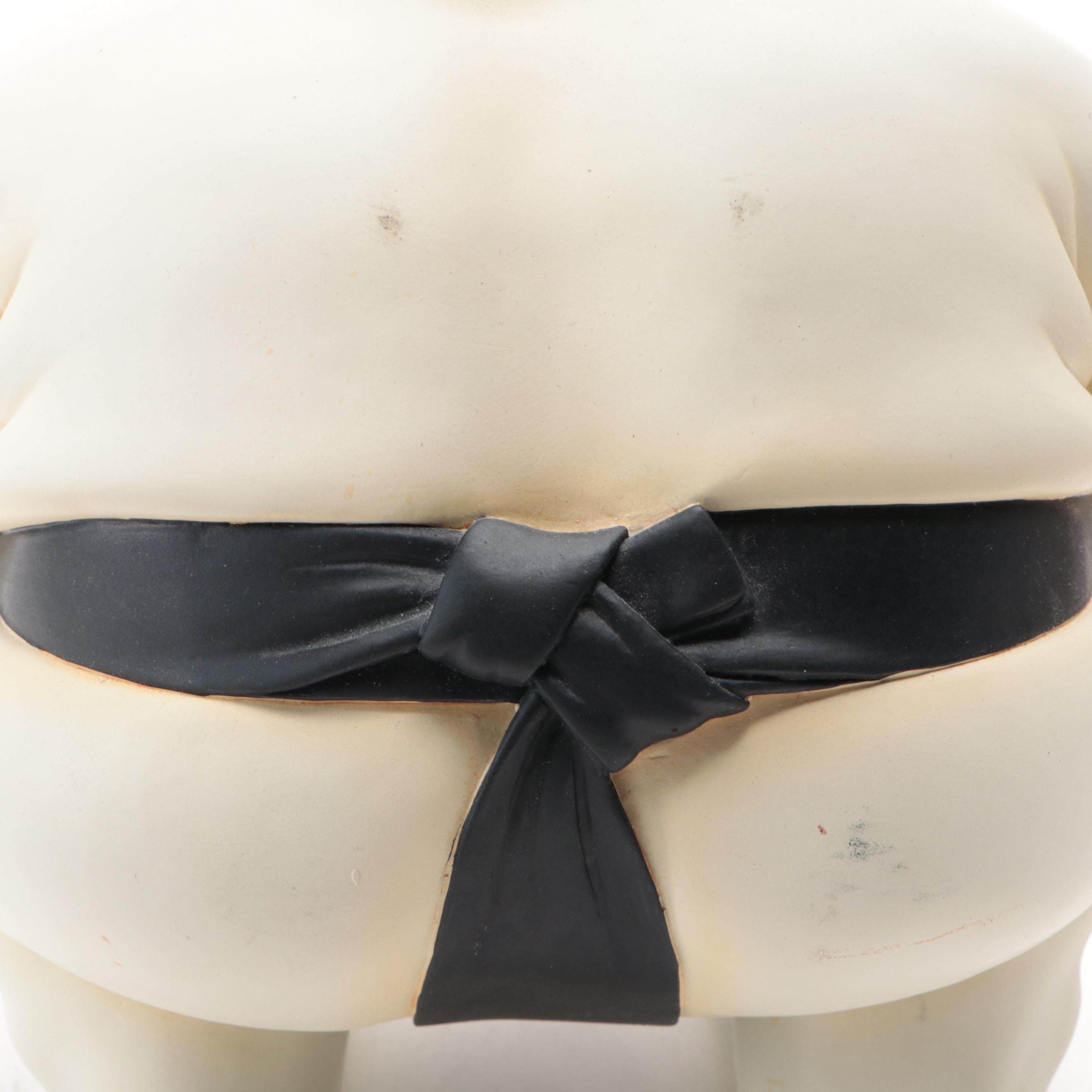 Design Toscano "Basho The Sumo Wrestler" Figure and Other Sculptural Birdhouse