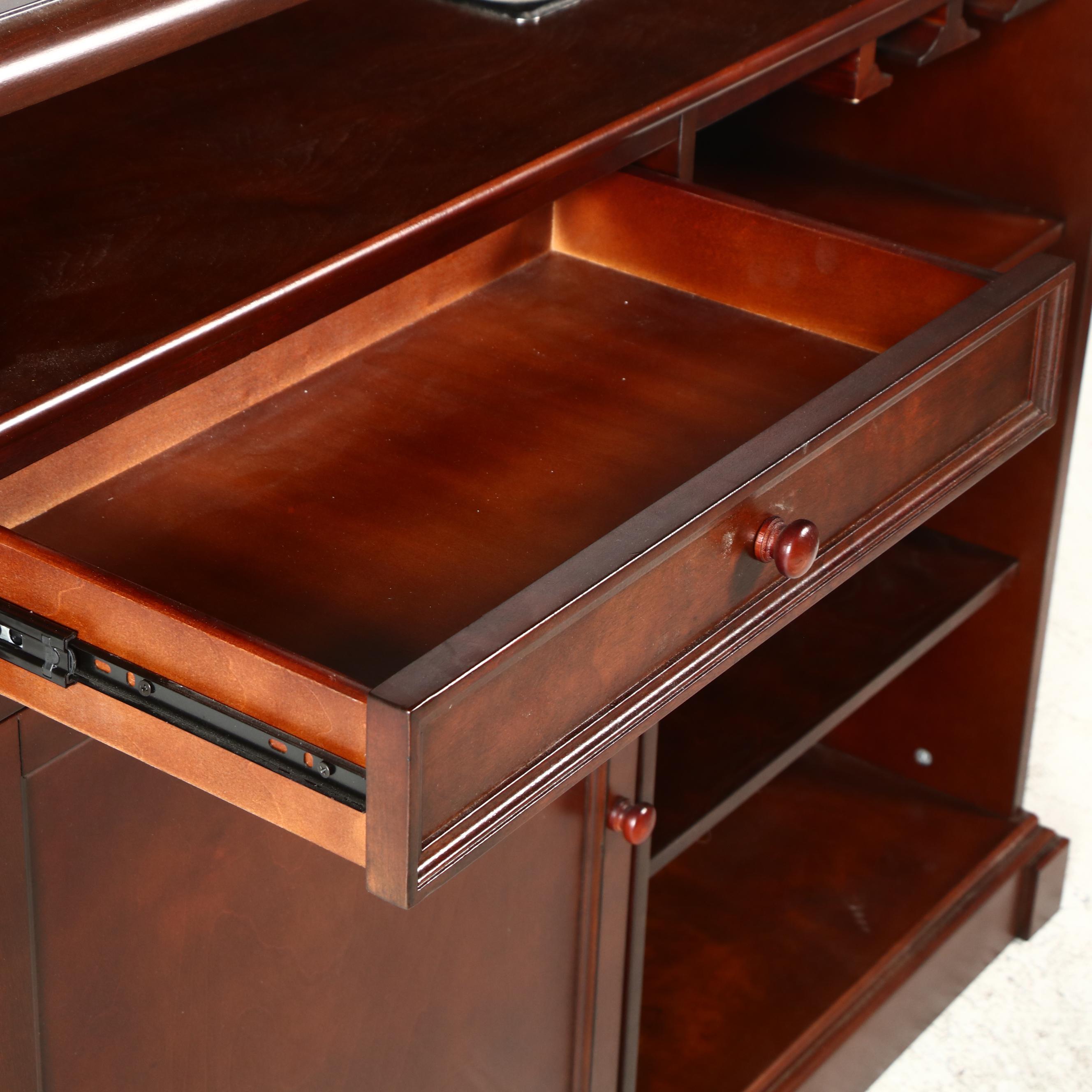 Mahogany Finish Freestanding Bar