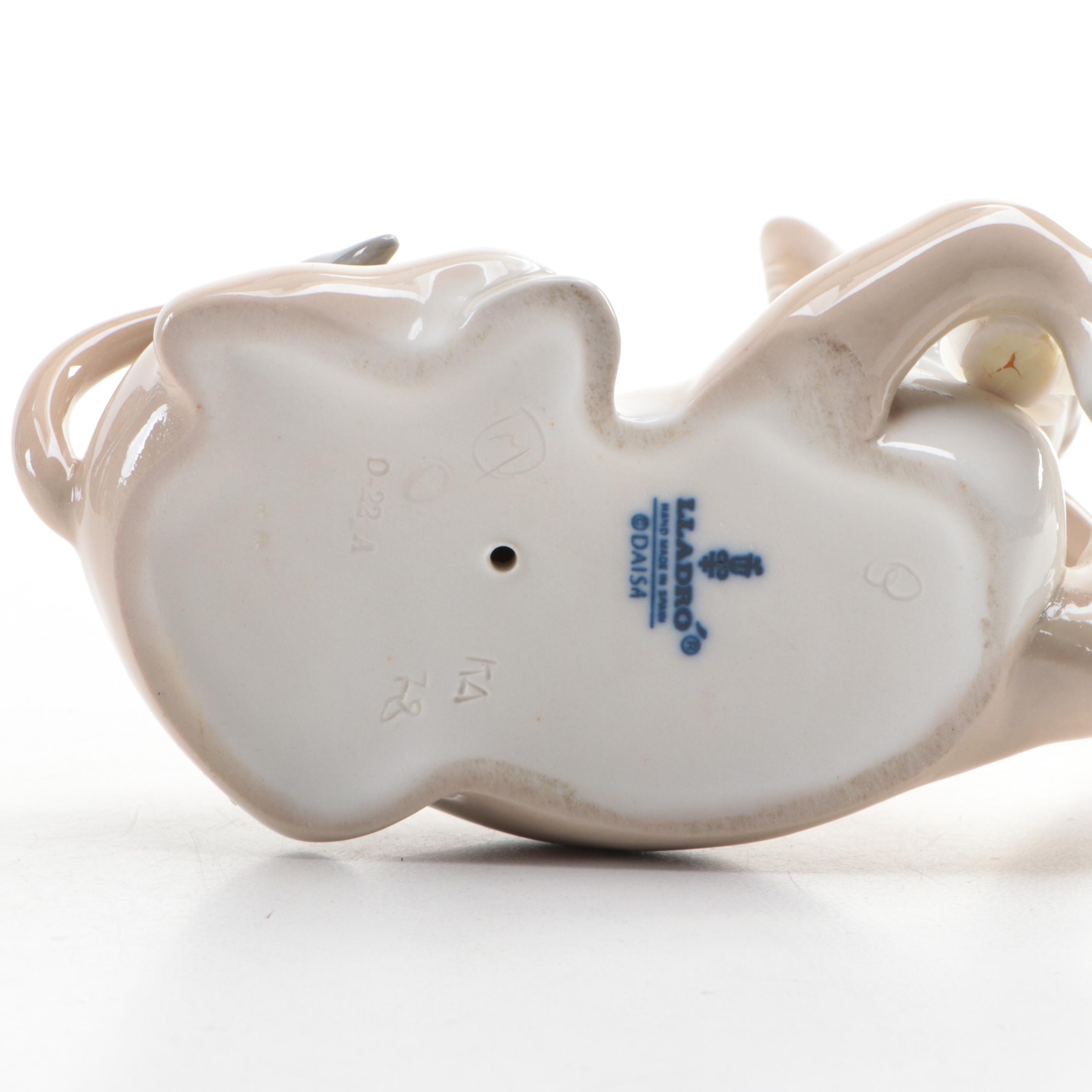 Lladró "Donkey in Love" Porcelain Figurine by Fulgencio García, 1969–1985