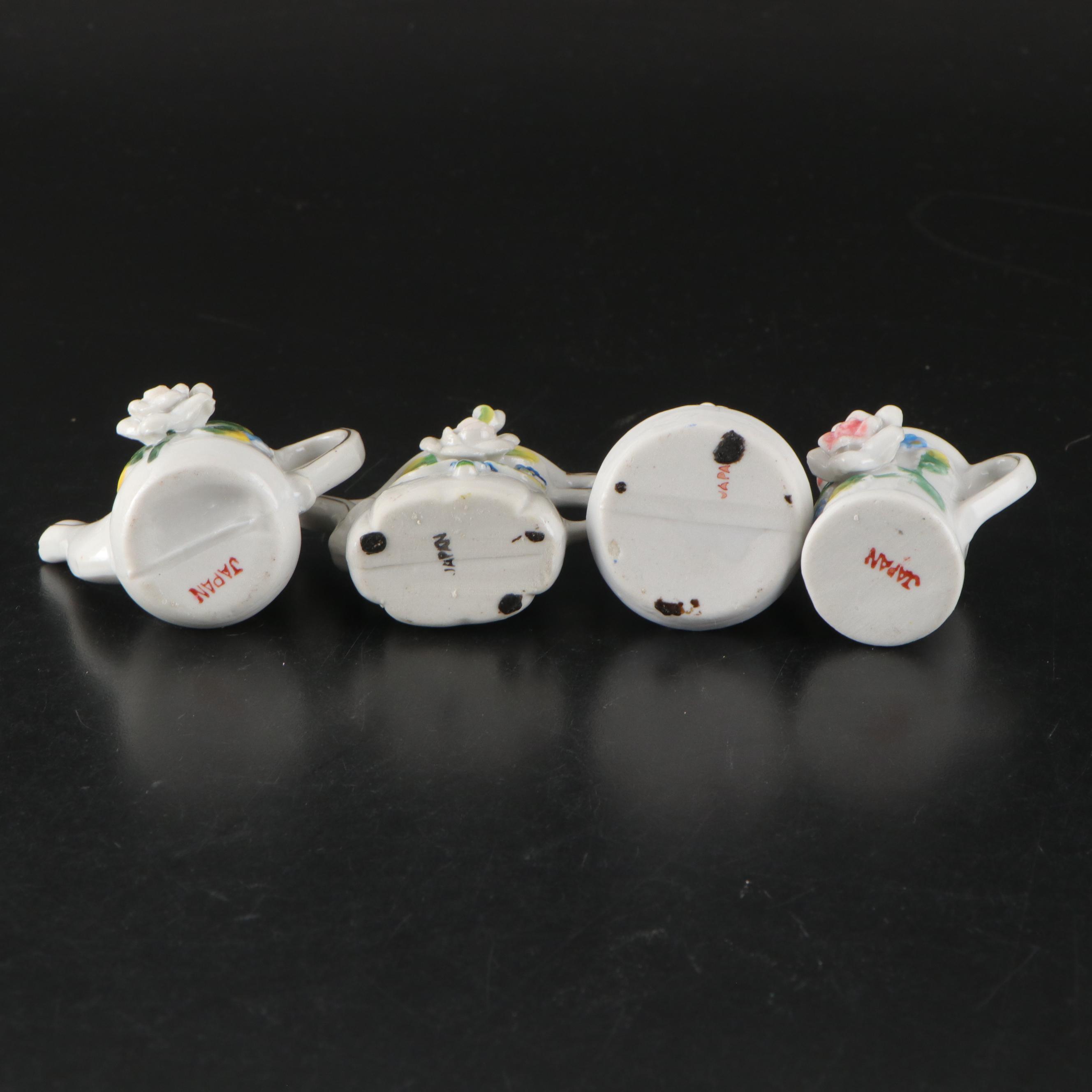 German Glico Bakelite Desk Set In Case with Compacts, Pillboxes, and More Décor