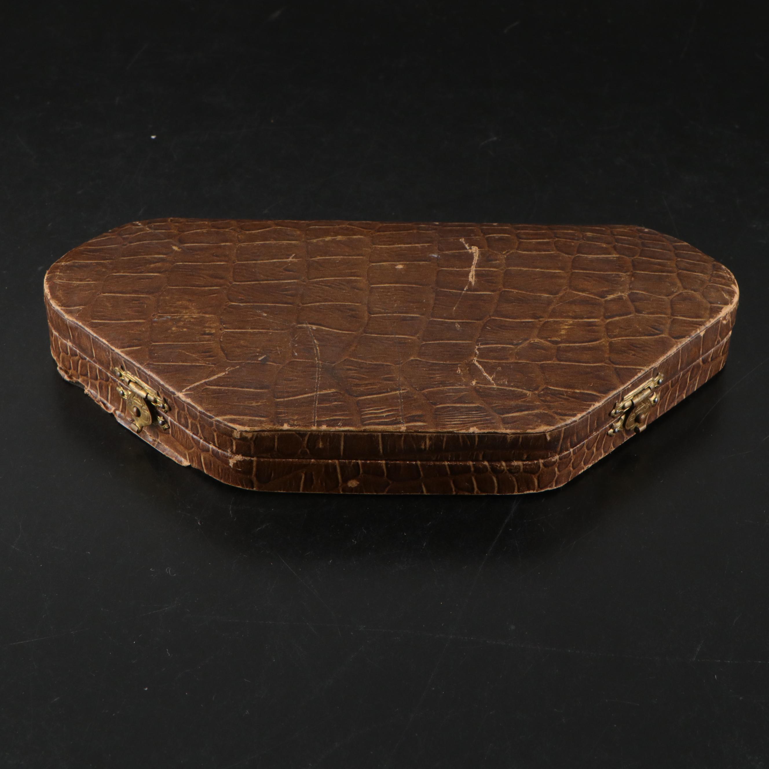 German Glico Bakelite Desk Set In Case with Compacts, Pillboxes, and More Décor