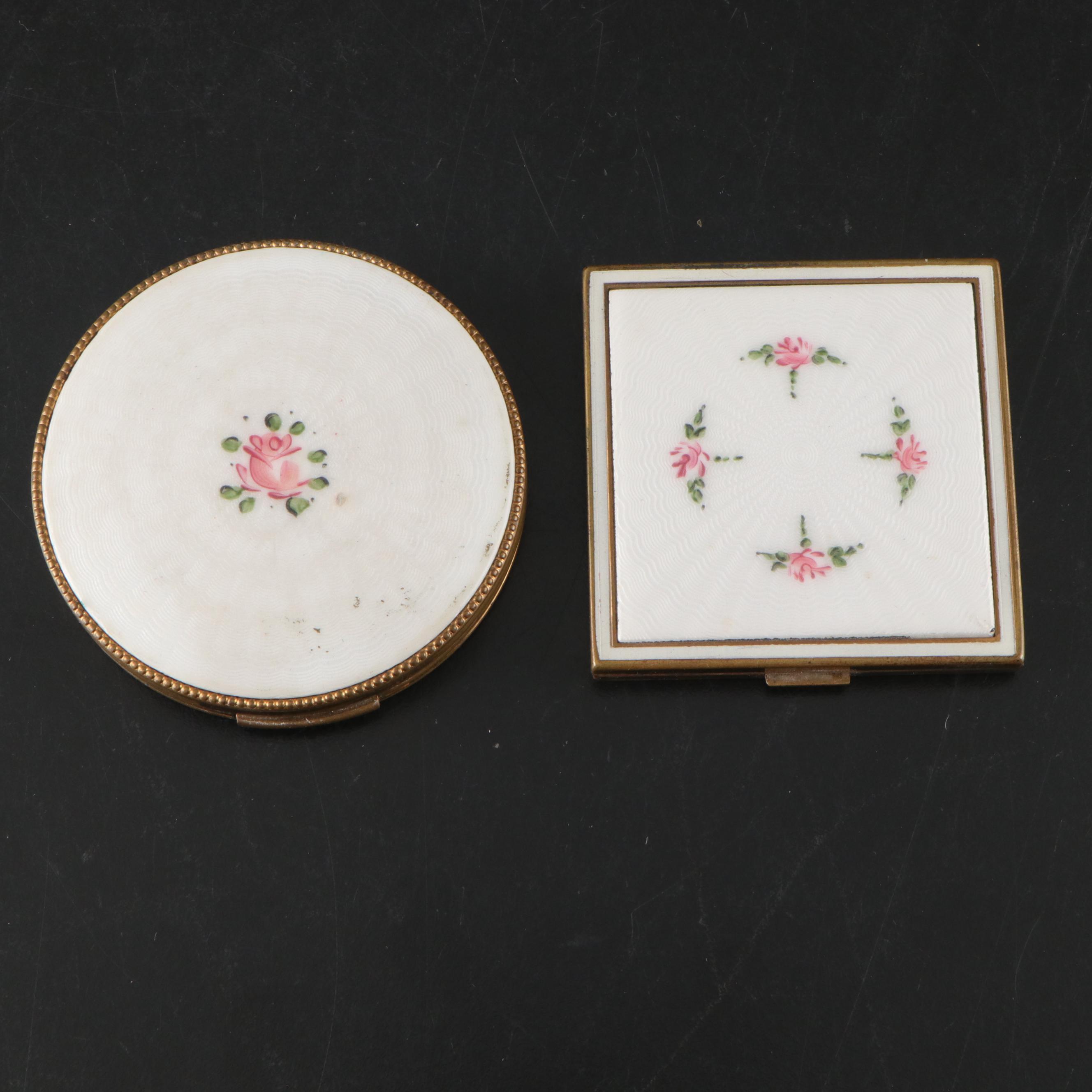 German Glico Bakelite Desk Set In Case with Compacts, Pillboxes, and More Décor