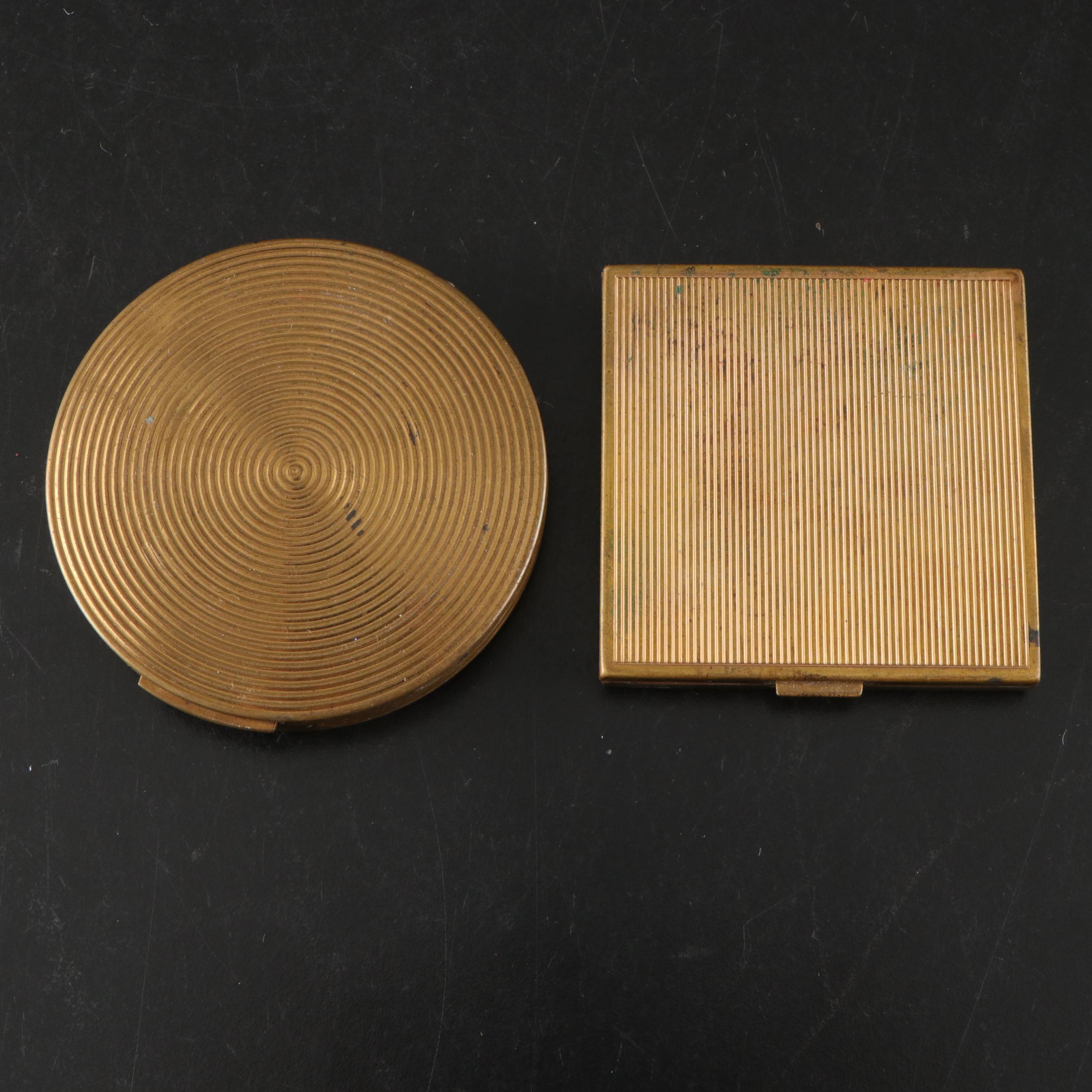 German Glico Bakelite Desk Set In Case with Compacts, Pillboxes, and More Décor