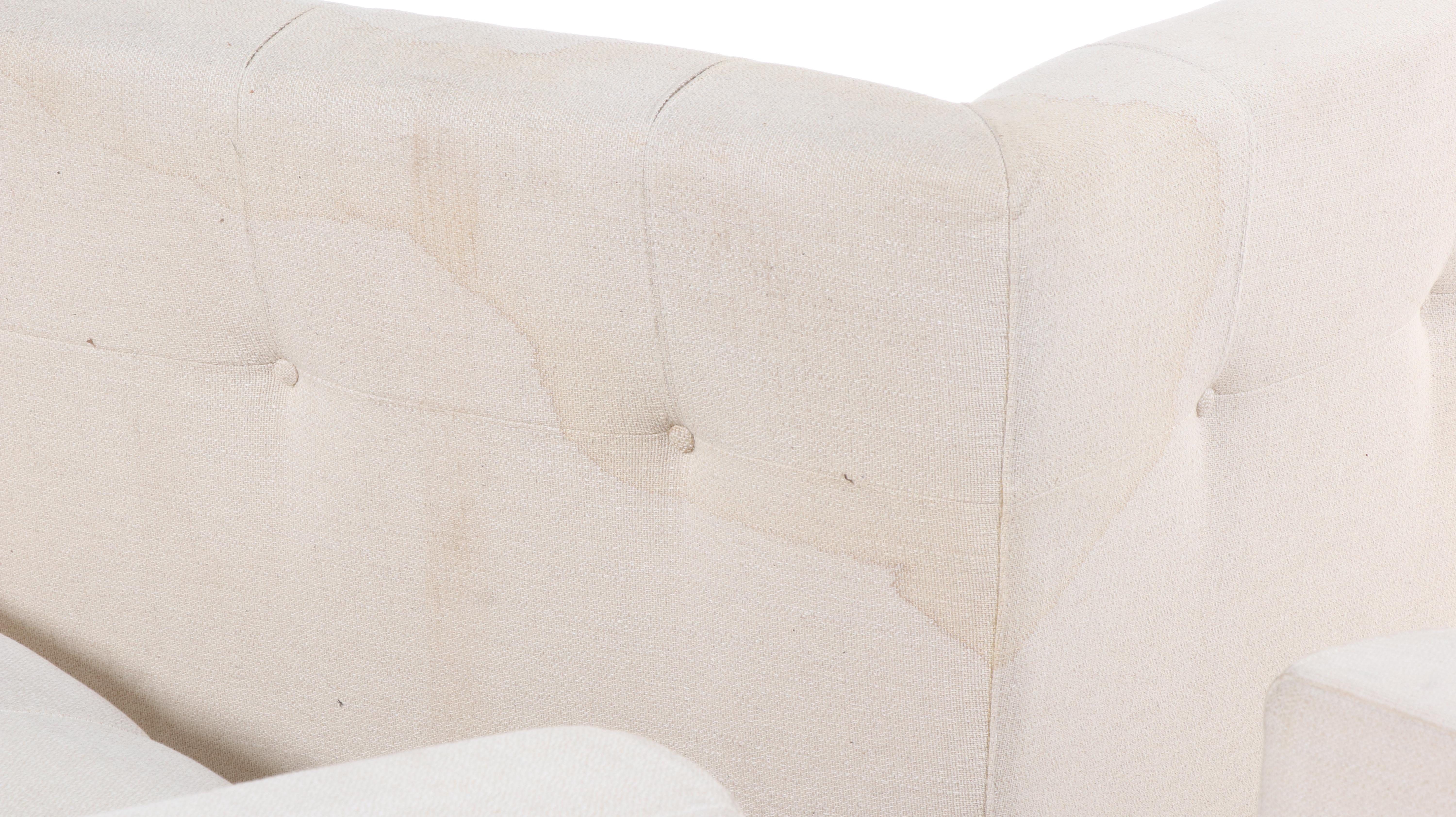 Dellarobbia Contemporary Button-Tufted Sectional Sofa