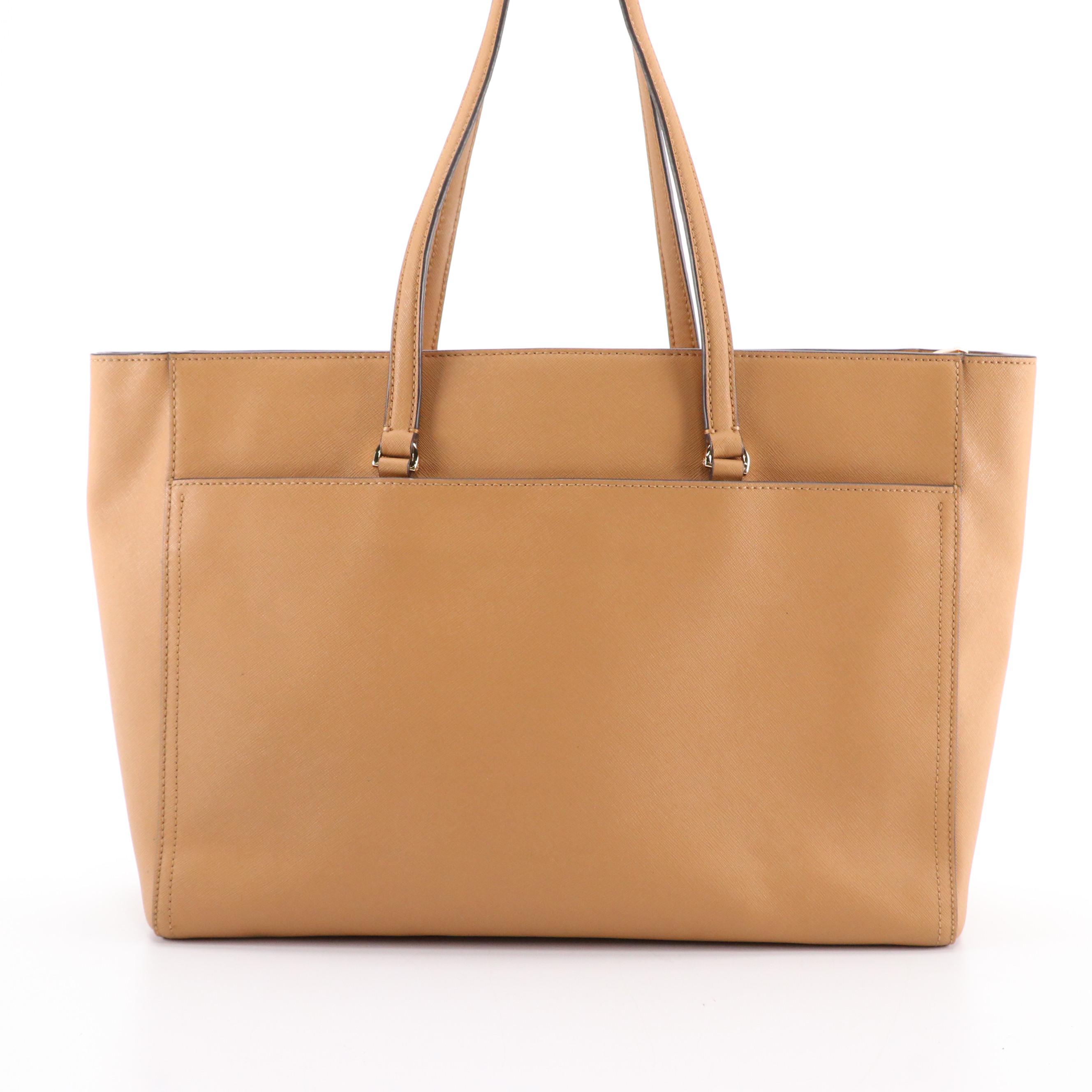 Tory Burch Robinson Shoulder Tote in Brown Saffiano Leather