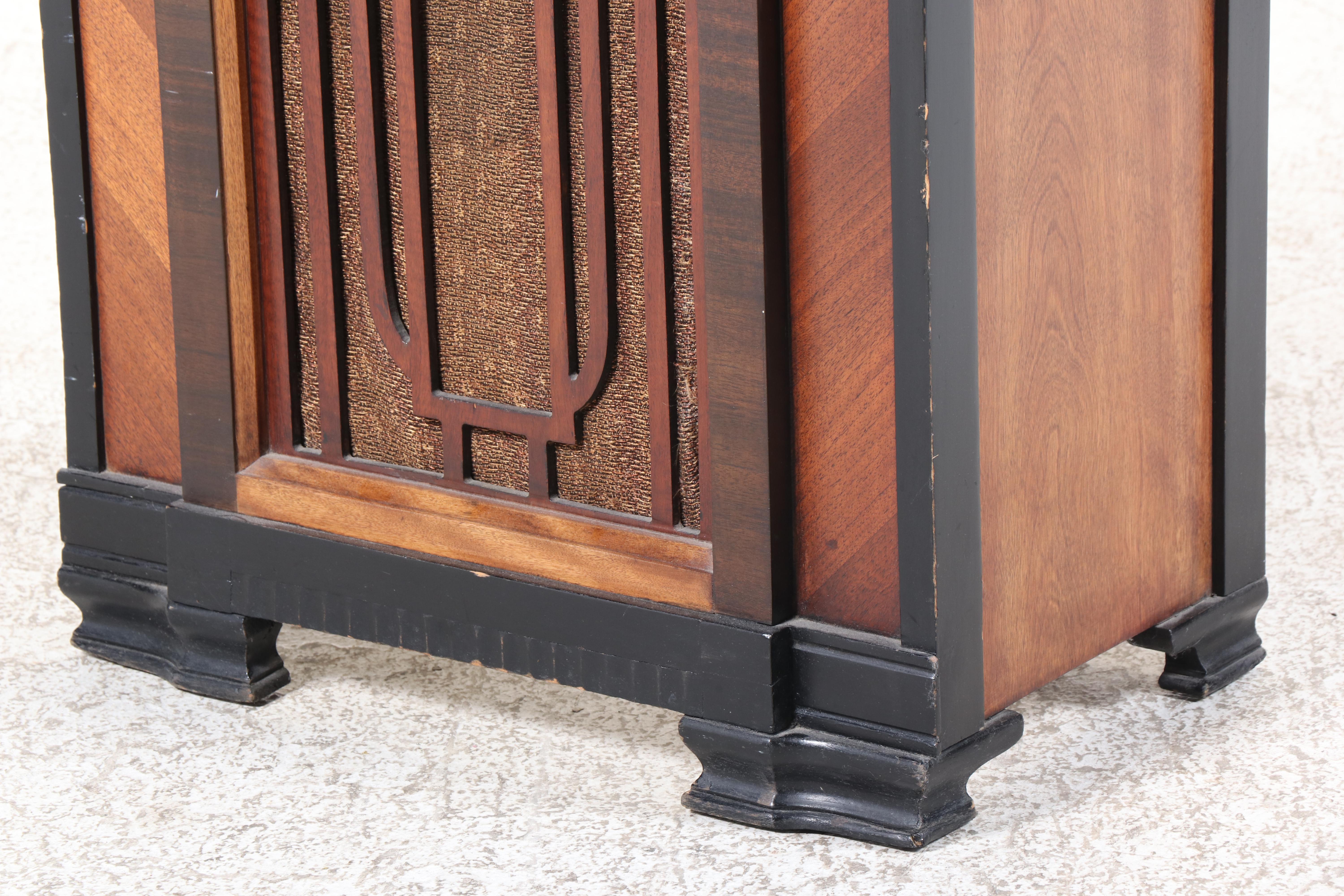 Silvertone Art Deco Walnut, Maple, and Ebonized Floor Radio, Mid-20th Century
