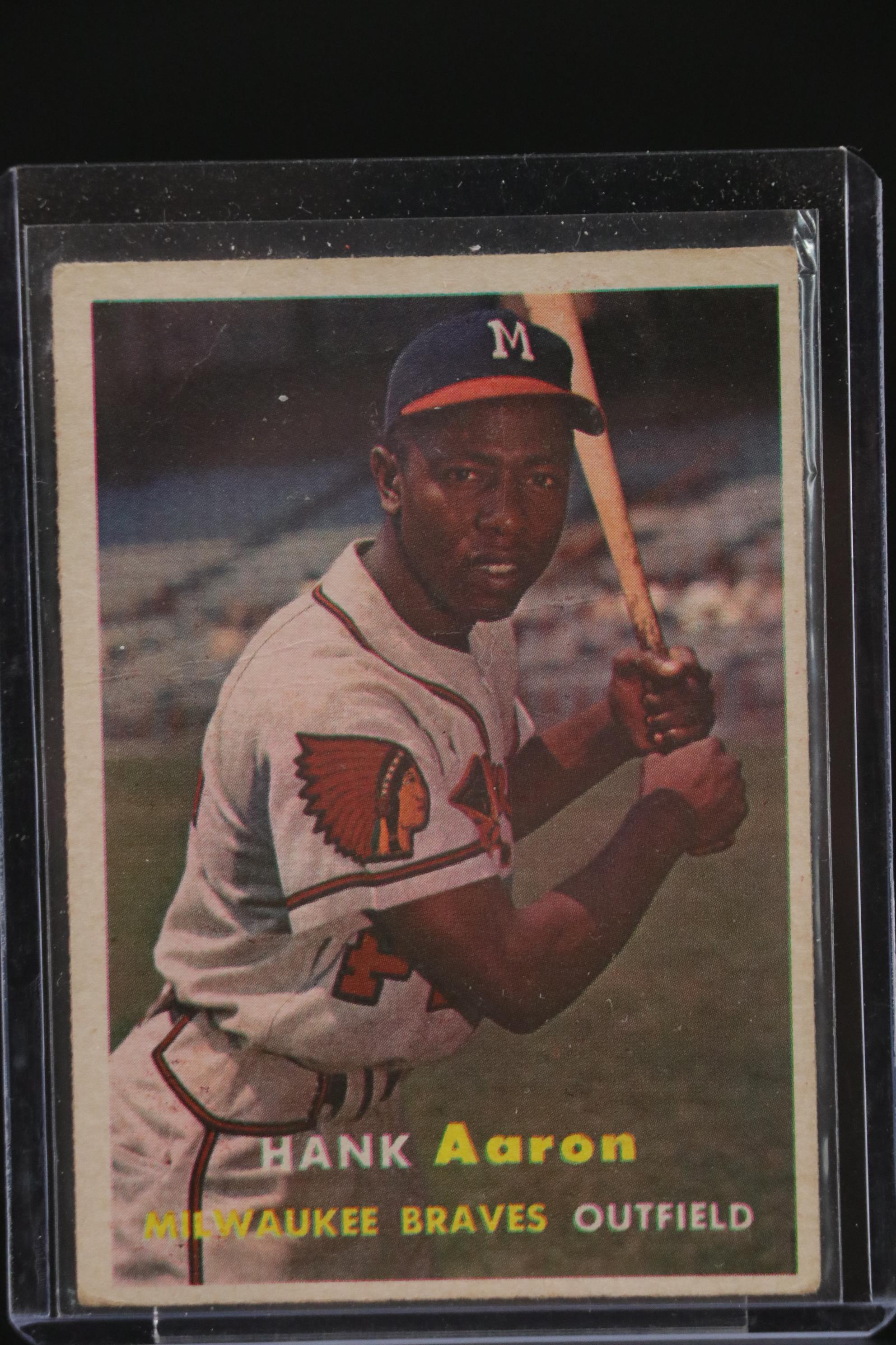 1957 Topps Hank Aaron Milwaukee Braves #20 Baseball Card