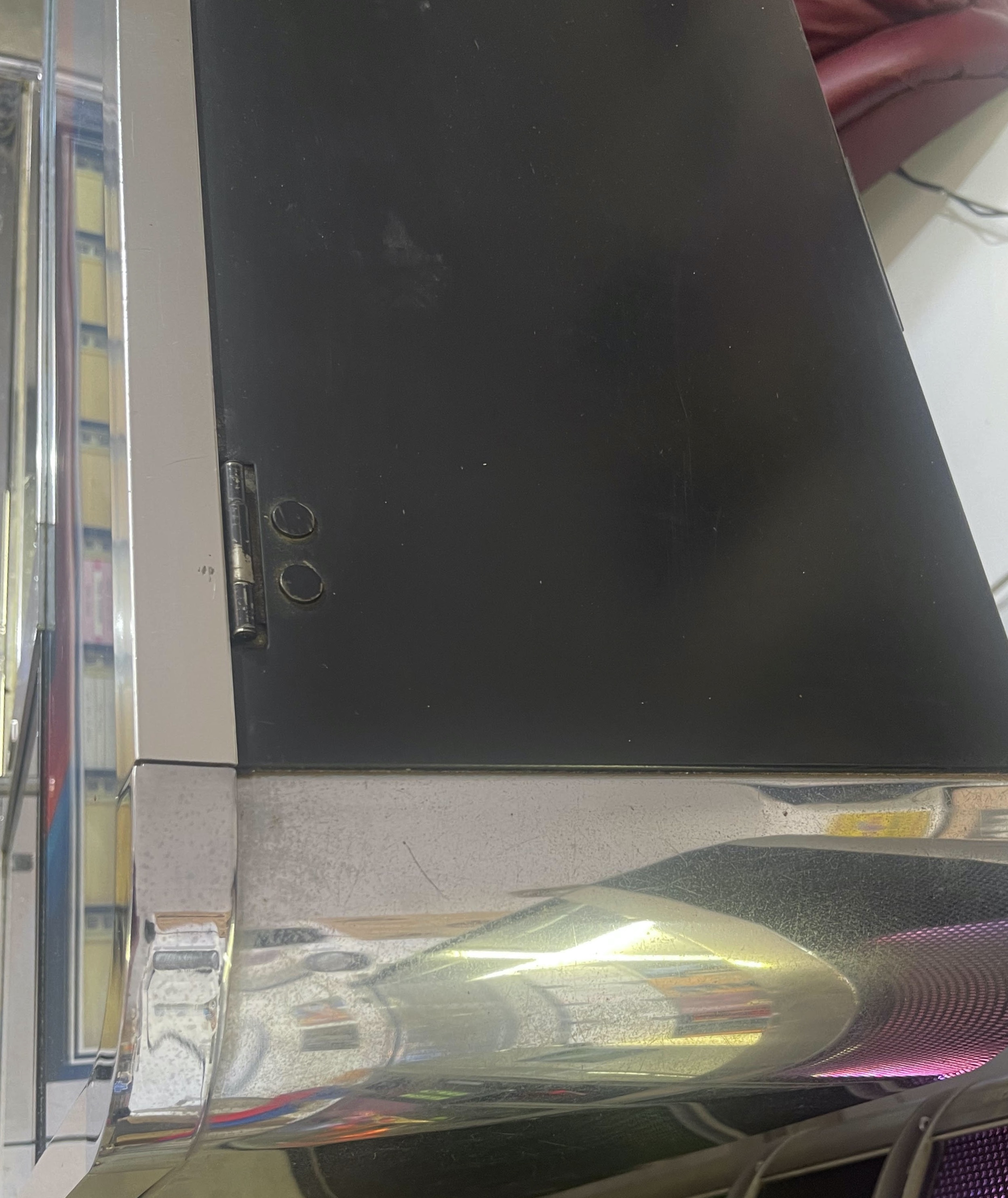 Seeburg Vogue II Stereophonic Jukebox, 1974